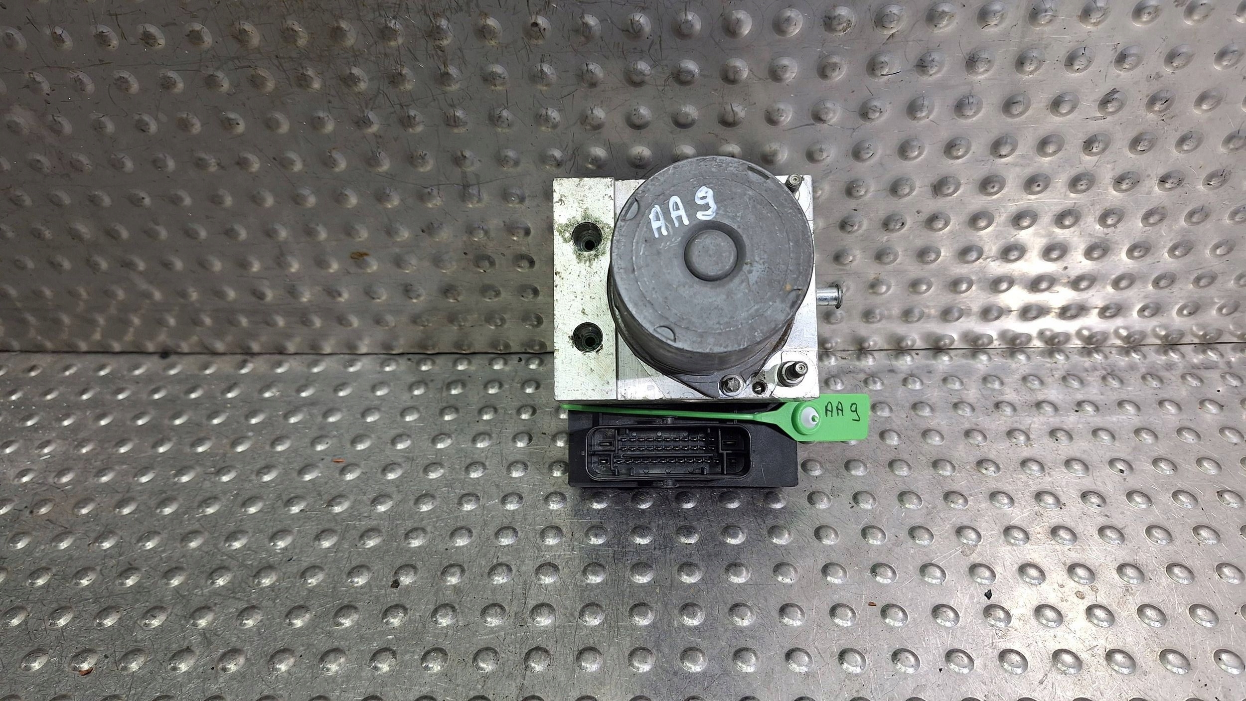 pump control unit ABS 4F0910517D 4F0614517 0265950360 AUDI A6 C6