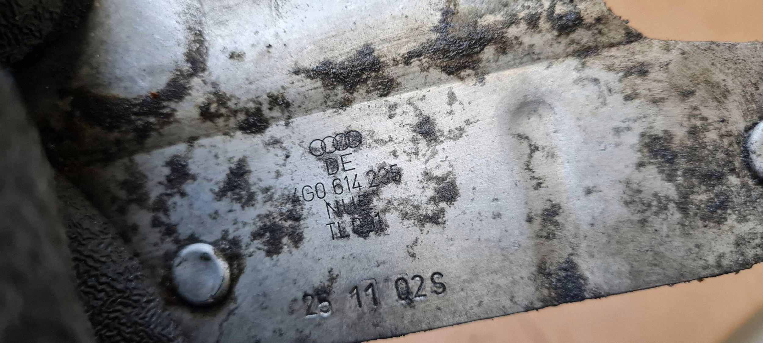 A7 4G Halter Stütze POMPY ABS 4G0614235 A6 C7