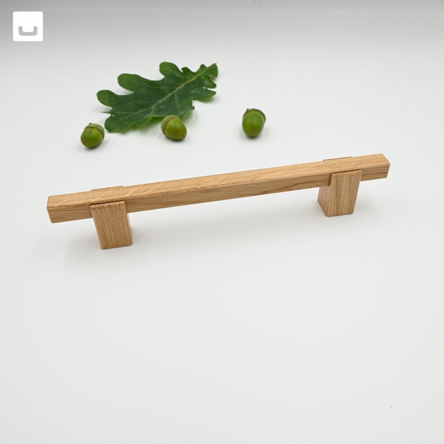 Dřevěný držák na nábytek reling Natura dub přírodní L-960 mm