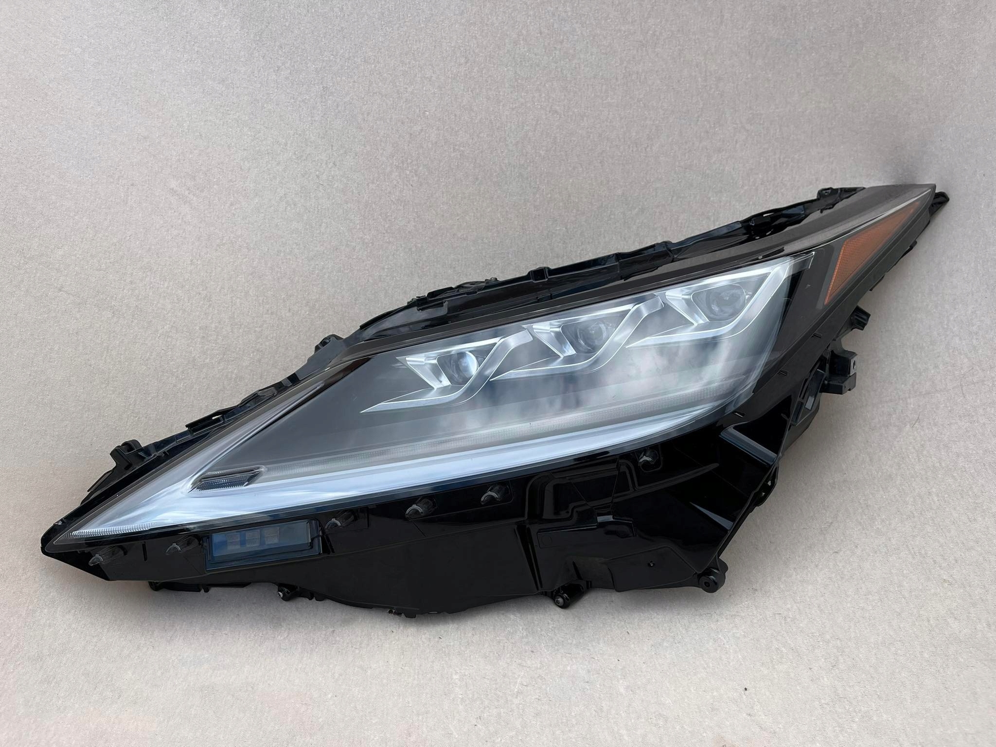 фара lexus RX IV РЕСТАЙЛИНГ 19' левая full led европа