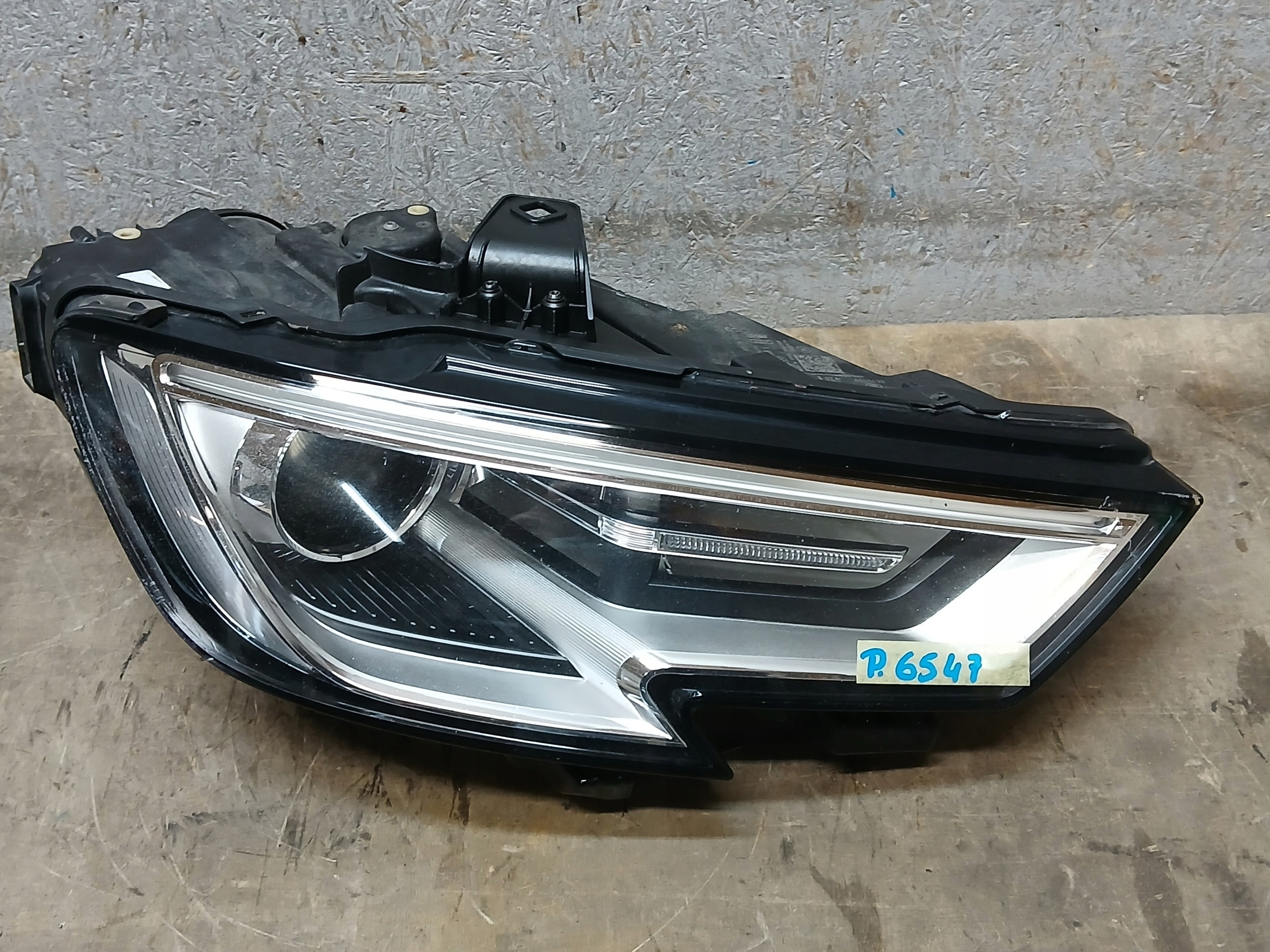 light front right AUDI A3 8V XENON LIFT 16- LED 8V0941006E