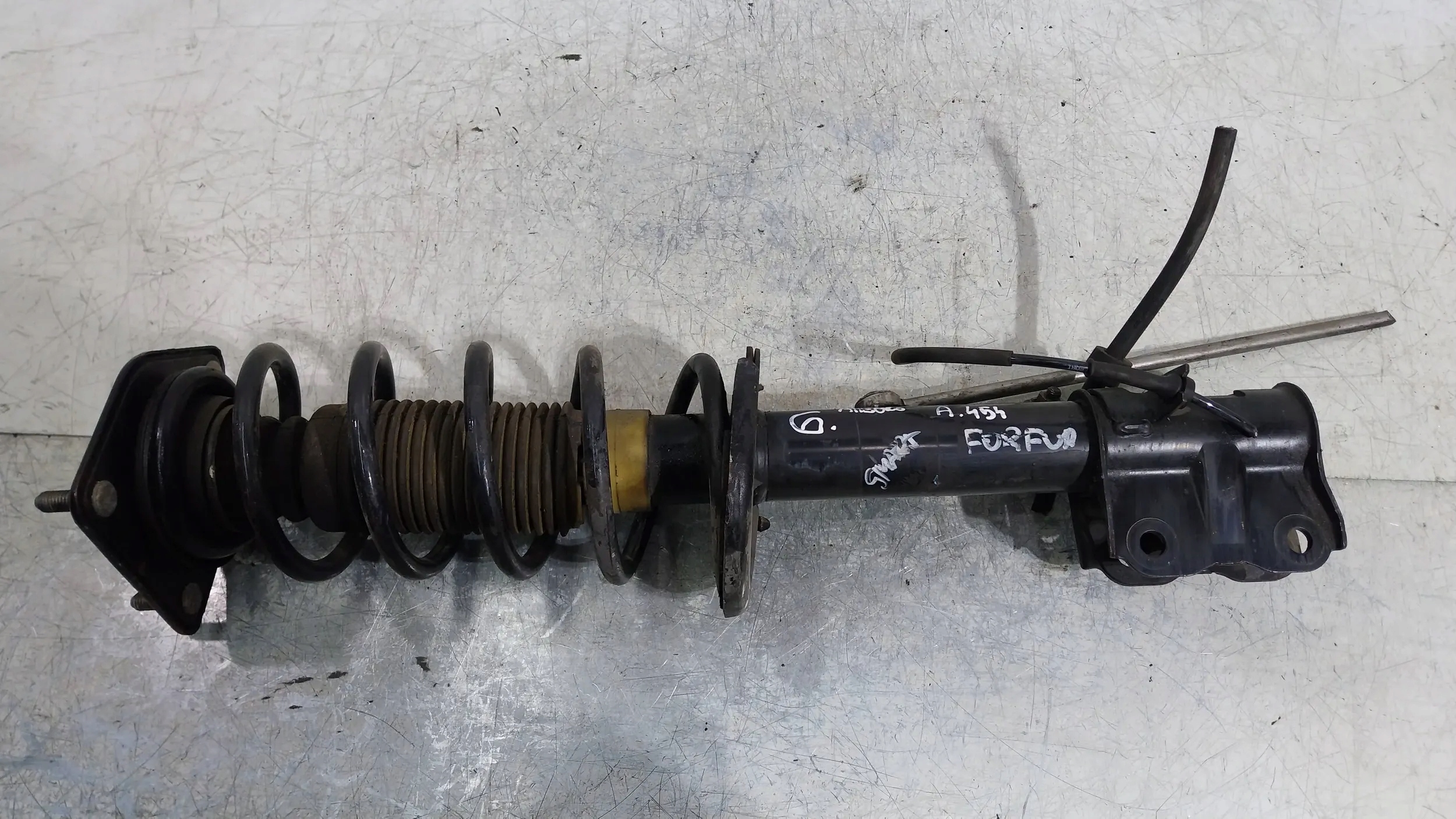 shock absorber front left A4543201330 Smart ForTwo 454