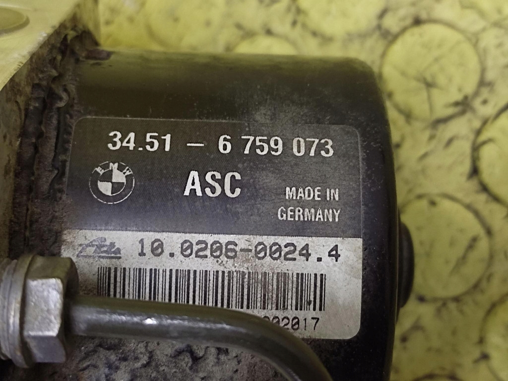 BMW E46 2.0 D pump ABS 34516759073