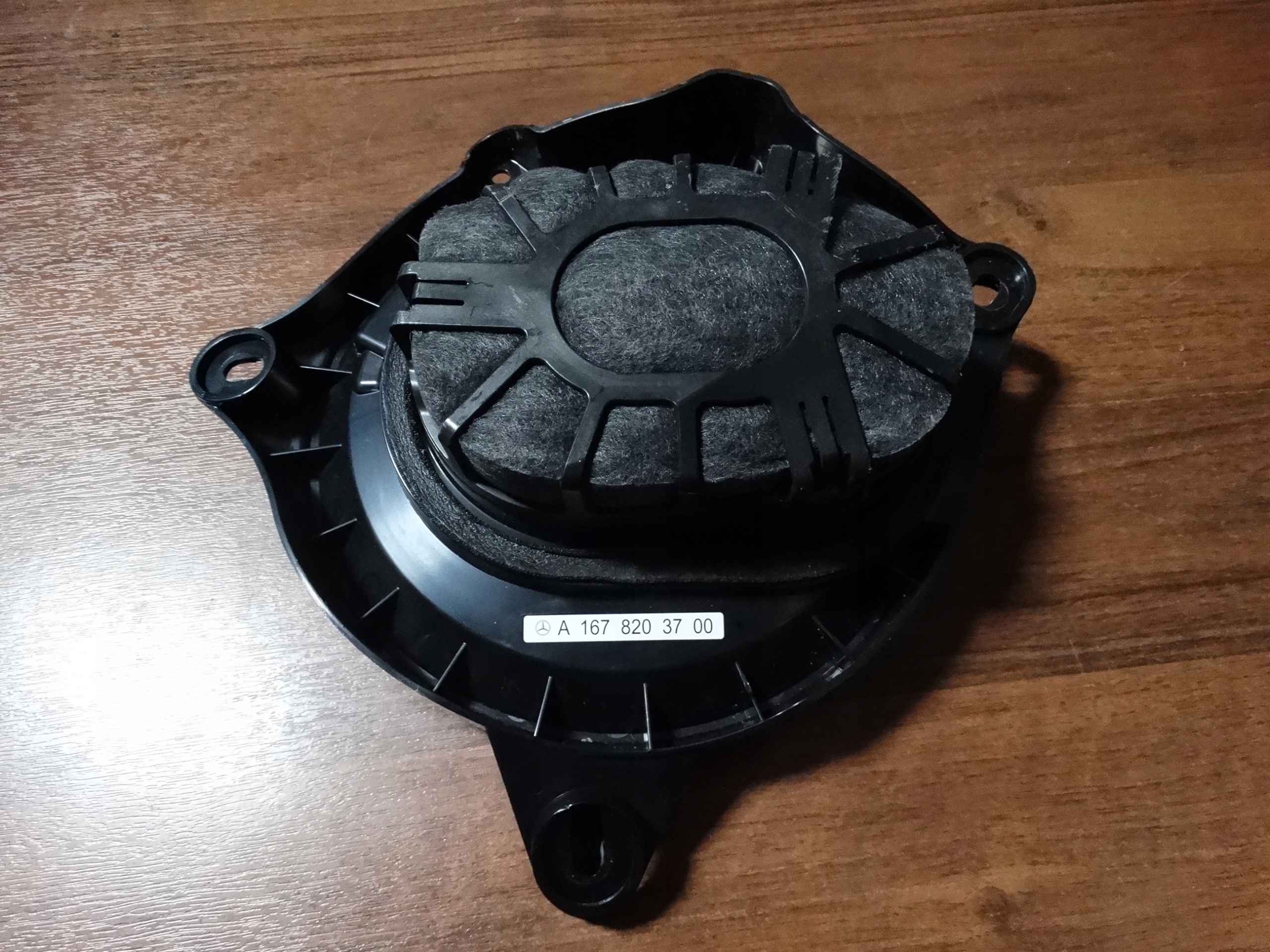 IDEALNY speaker BURMESTER right MERCEDES W167 1