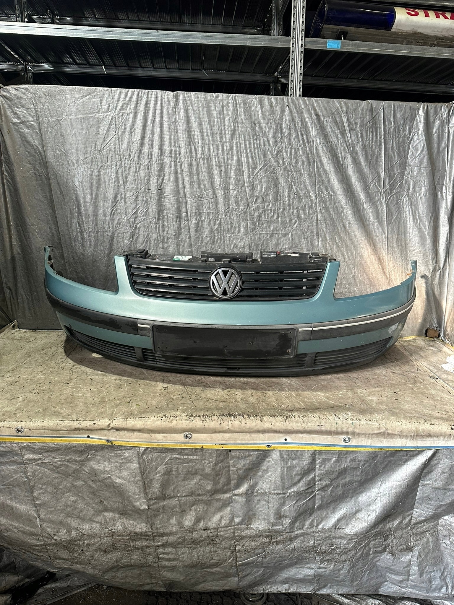 frontstoßstange VOLKSWAGEN VW PASSAT B5 LB6N