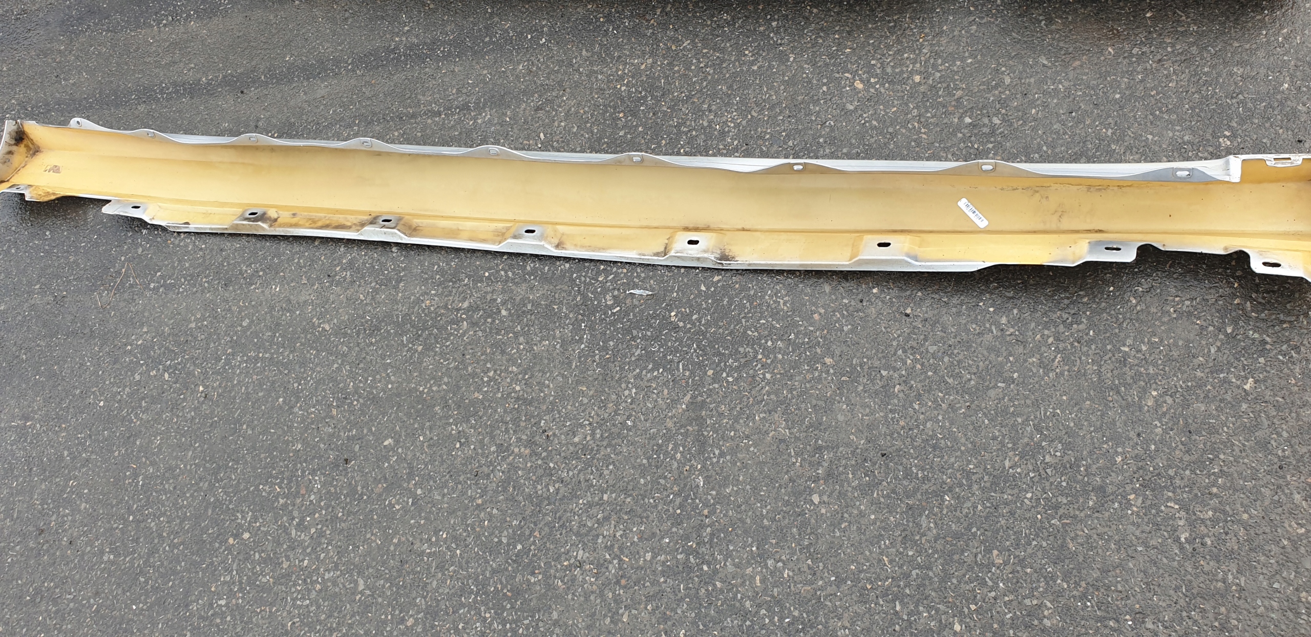 moulding threshold left cap for threshold MERCEDES R W251 LONG OE SREBRNA