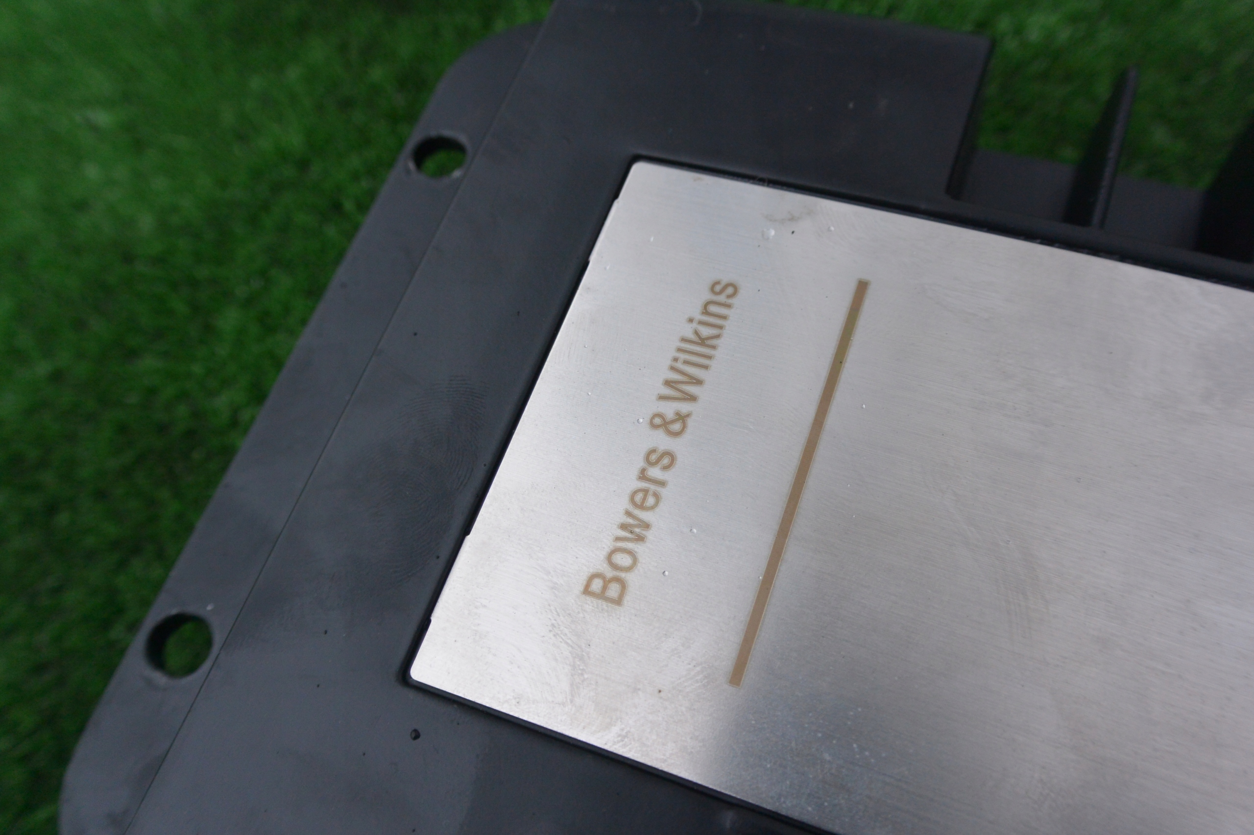 amplifier BOWERS WILKINS MASERATI QUATTROPORTE