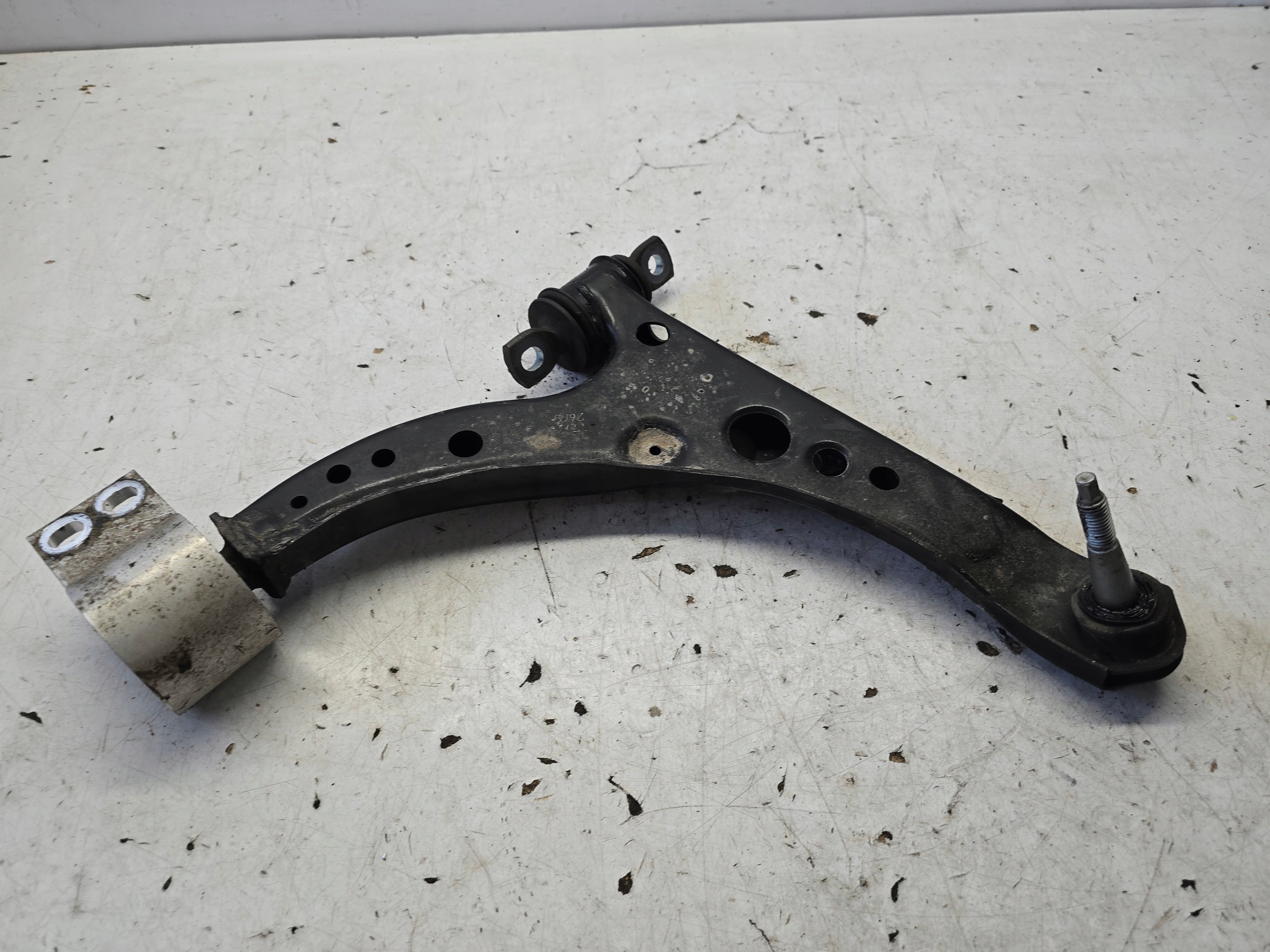 OPEL ASTRA K LIFT arm right front front 39089345
