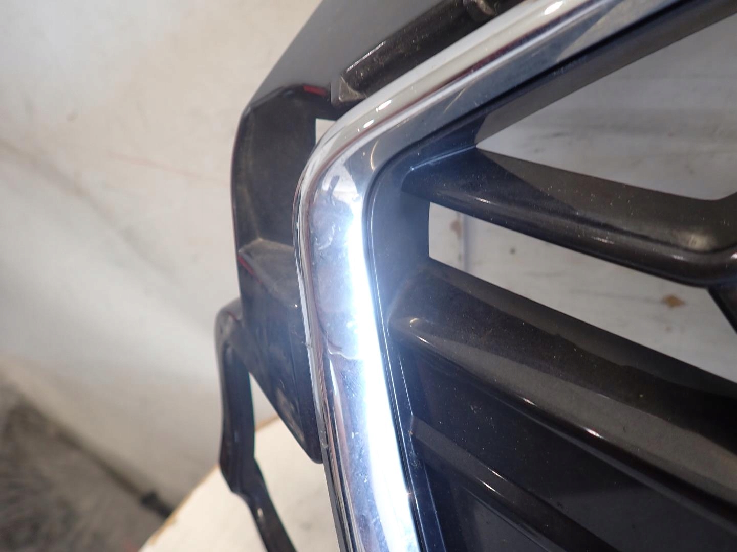 grille AUDI A4 B9 LIFT 2019- S-LINE 8W0853651EB