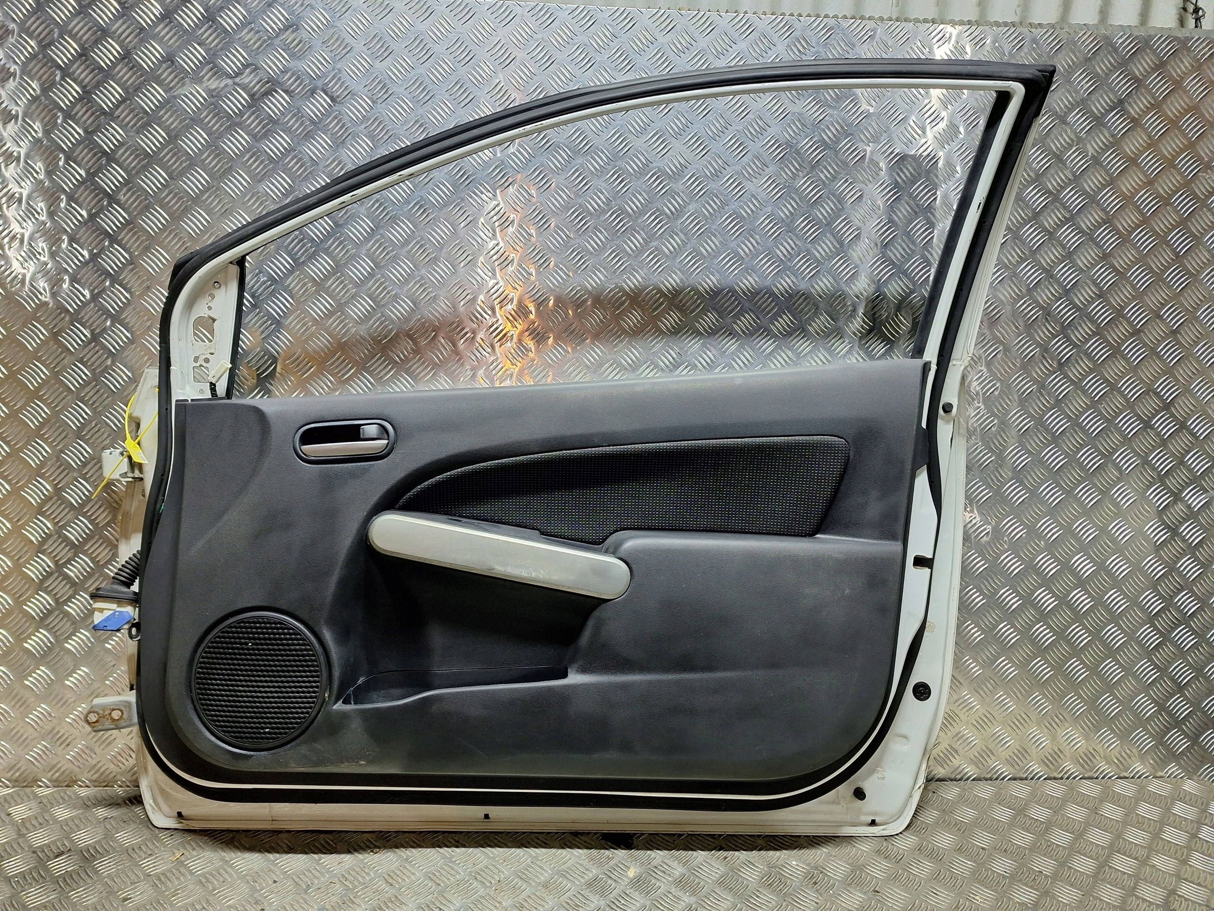 door right MAZDA 2 DE 07-14 complete 3D 3-door complete