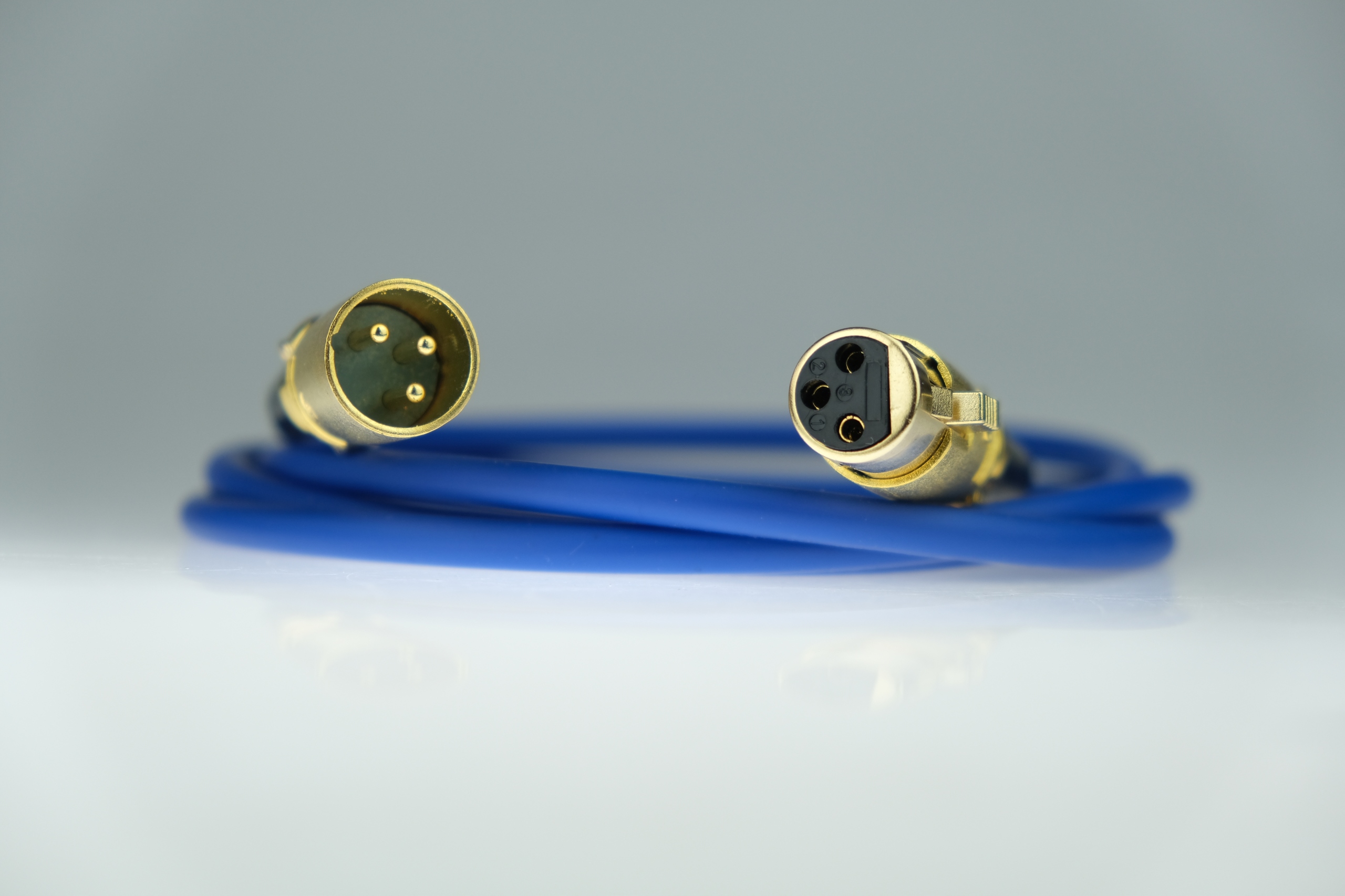 Kabel mikrofonowy przewód XLR Canon KLOTZ BLUE - 3m Model Blue