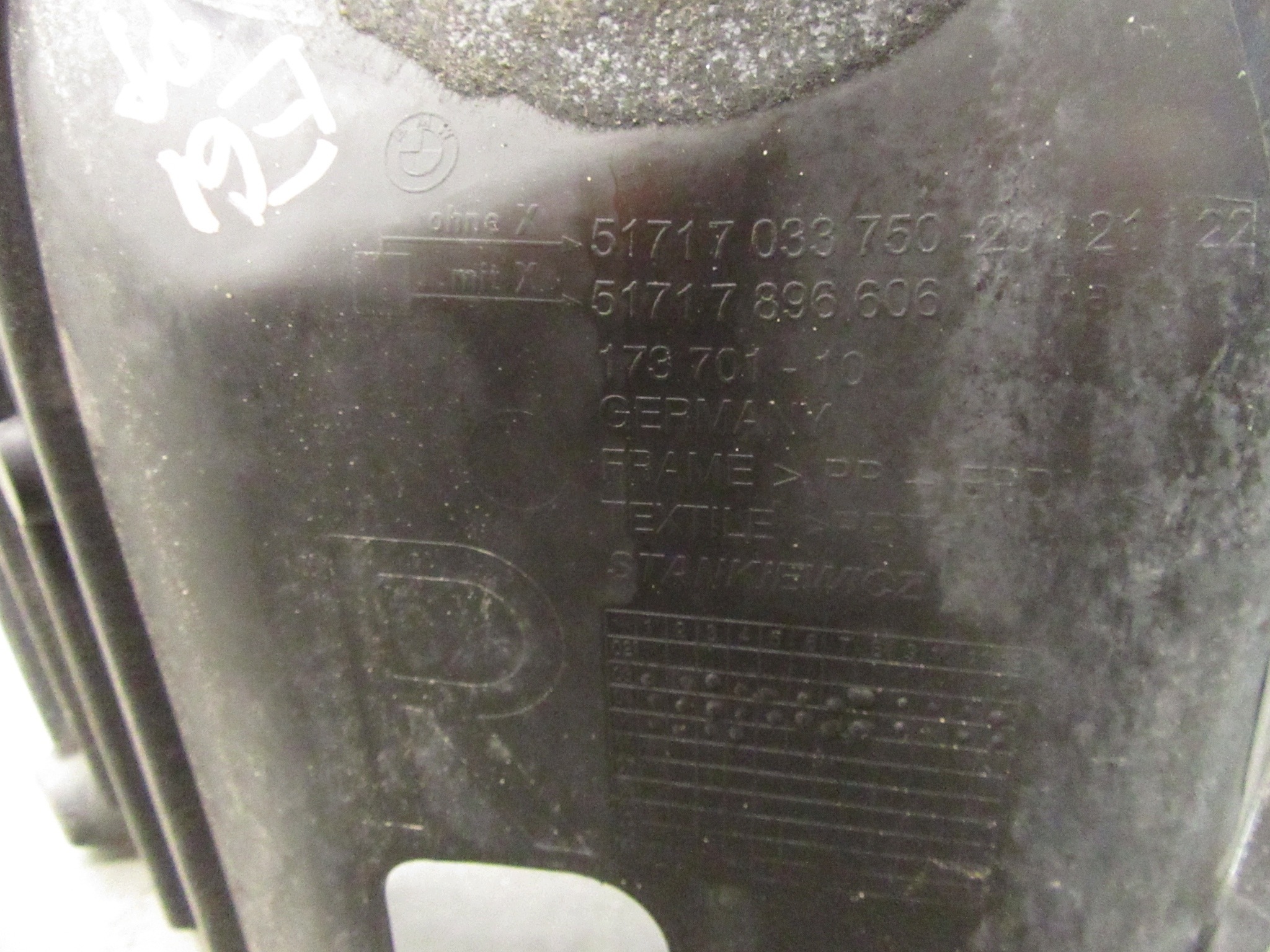 mudguard right front right cover wheels BMW e60 e61 sedan KOMBI