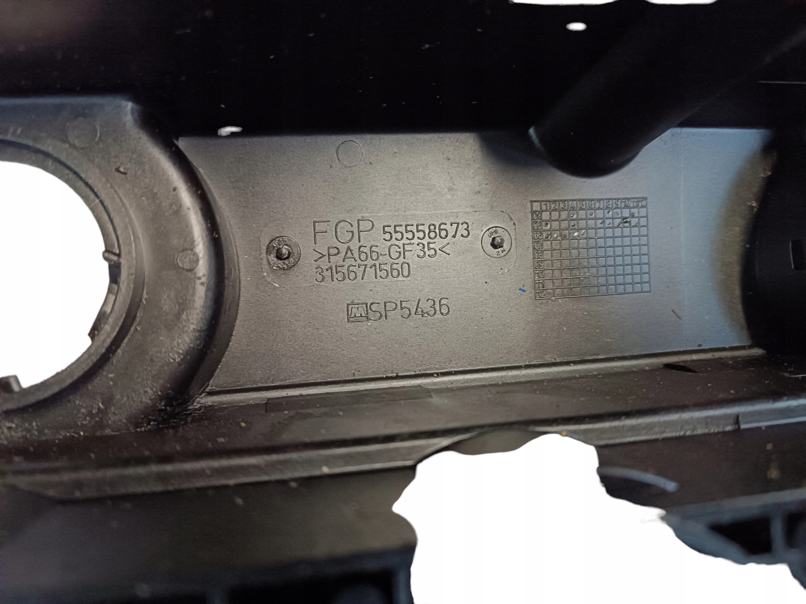 Abdeckung der Ventile A16XER OPEL ZAFIRA B ASTRA III 55558673