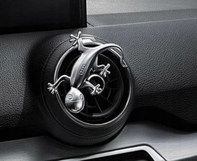 Gekon ozdobny Audi w kratkę wentylacyjną powietrza 80A087000