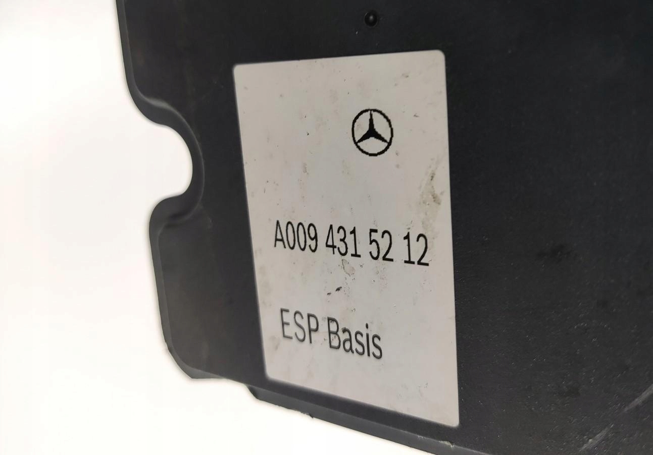 Pompe Unité de contrôle ABS MERCEDES A-KLASA W176 2012-2015 A0094315212