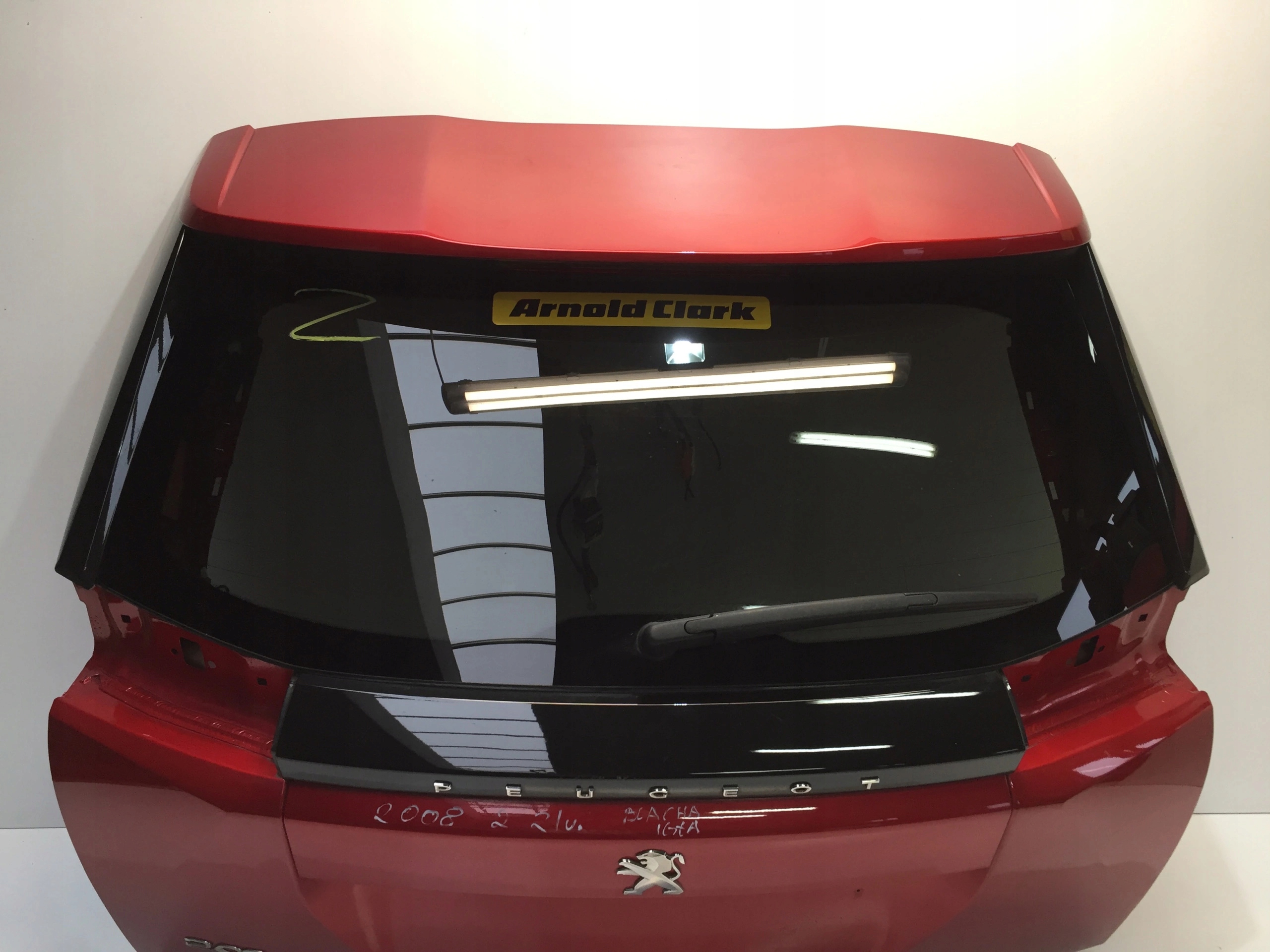 PEUGEOT 2008 II 2021 KLAPA BAGAŻNIKA TYŁ TYLNA Producent części Peugeot OE