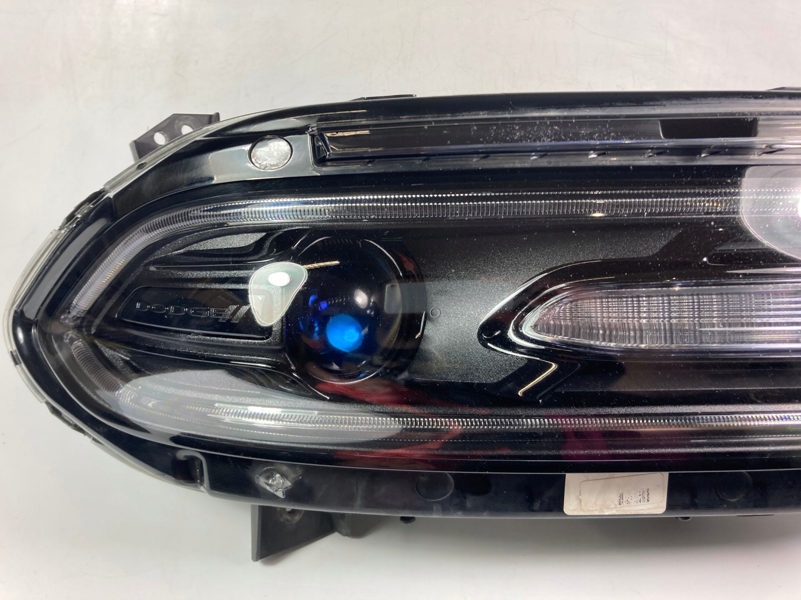Dodge Charger 2017 reflektor light front right front