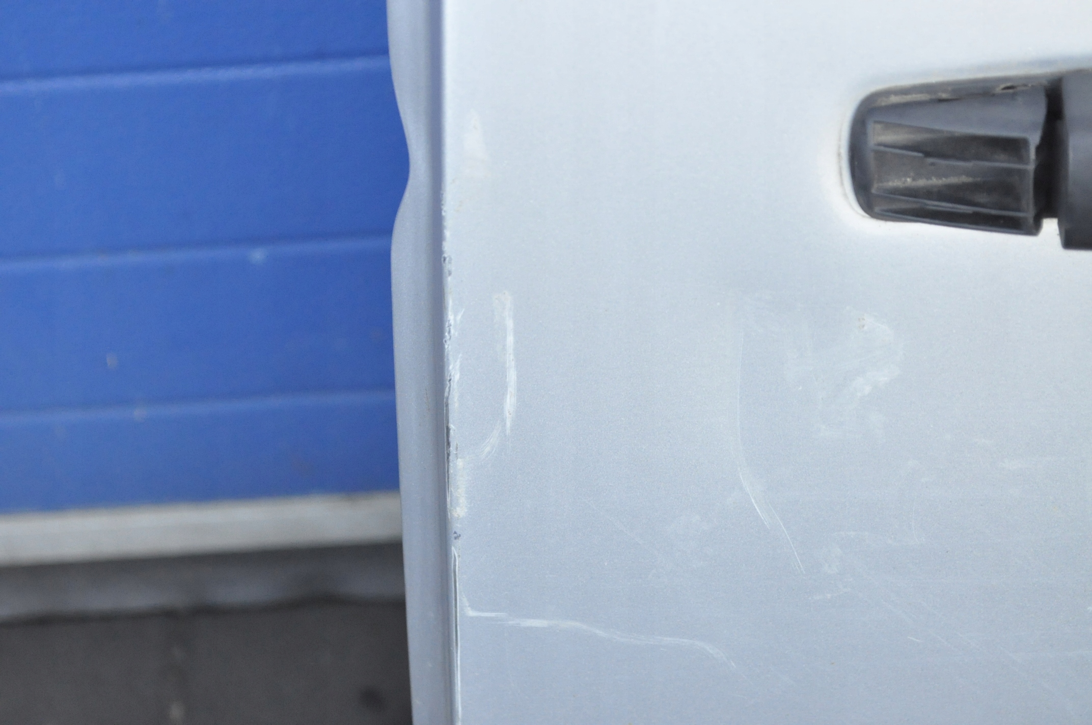 PEUGEOT PARTNER II DRZWI LEWY TYŁ TYLNE Producent części Peugeot OE