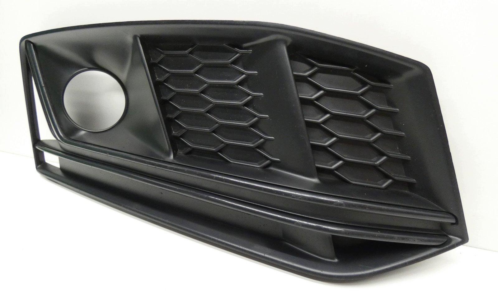 AUDI A4 B9 S-LINE 8W0807682G grid of a bumper right