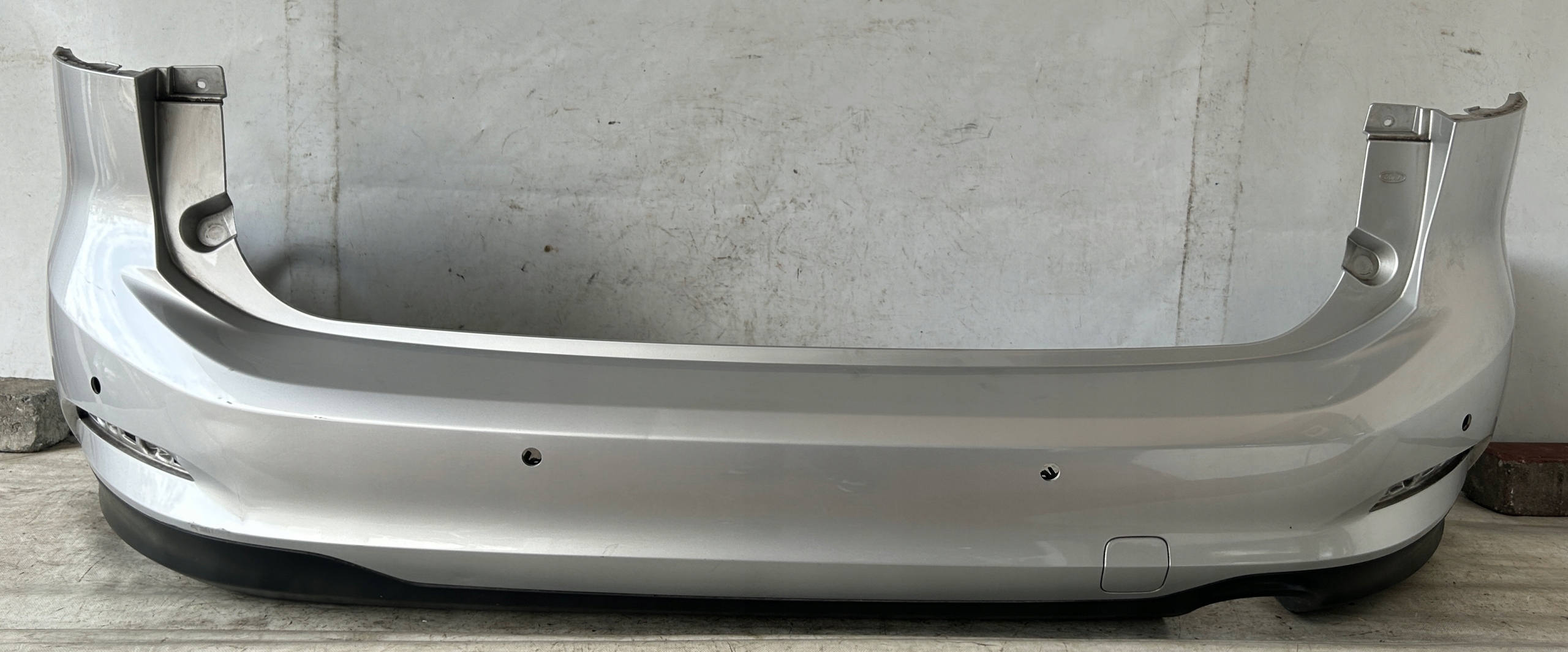 bumper rear part rear FORD FOCUS MK4 KOMBI PDC