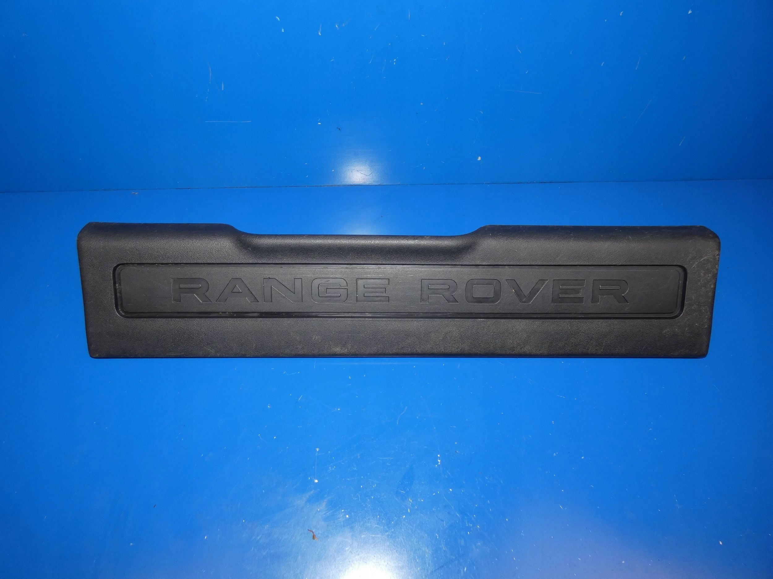 RANGE ROVER EVOQUE and L538 cap moulding threshold right front right