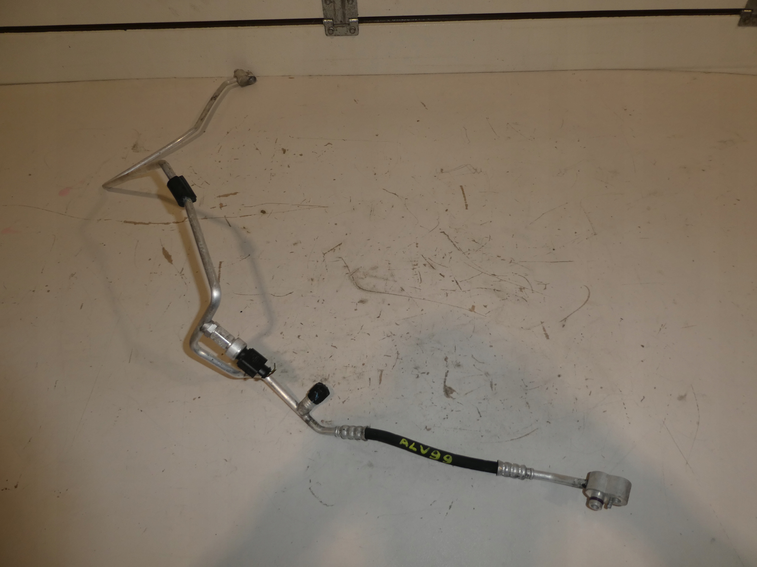 VW TIGUAN 5N Schlauch KLIMY 5N0820741C