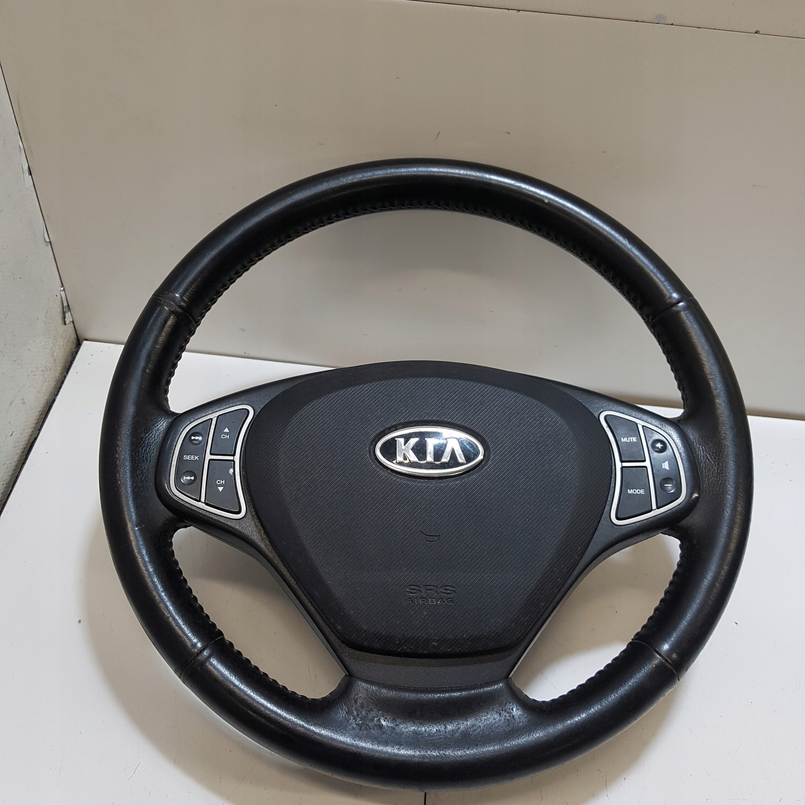lenkrad KIA CEED 56140-1H000 1H569-00010