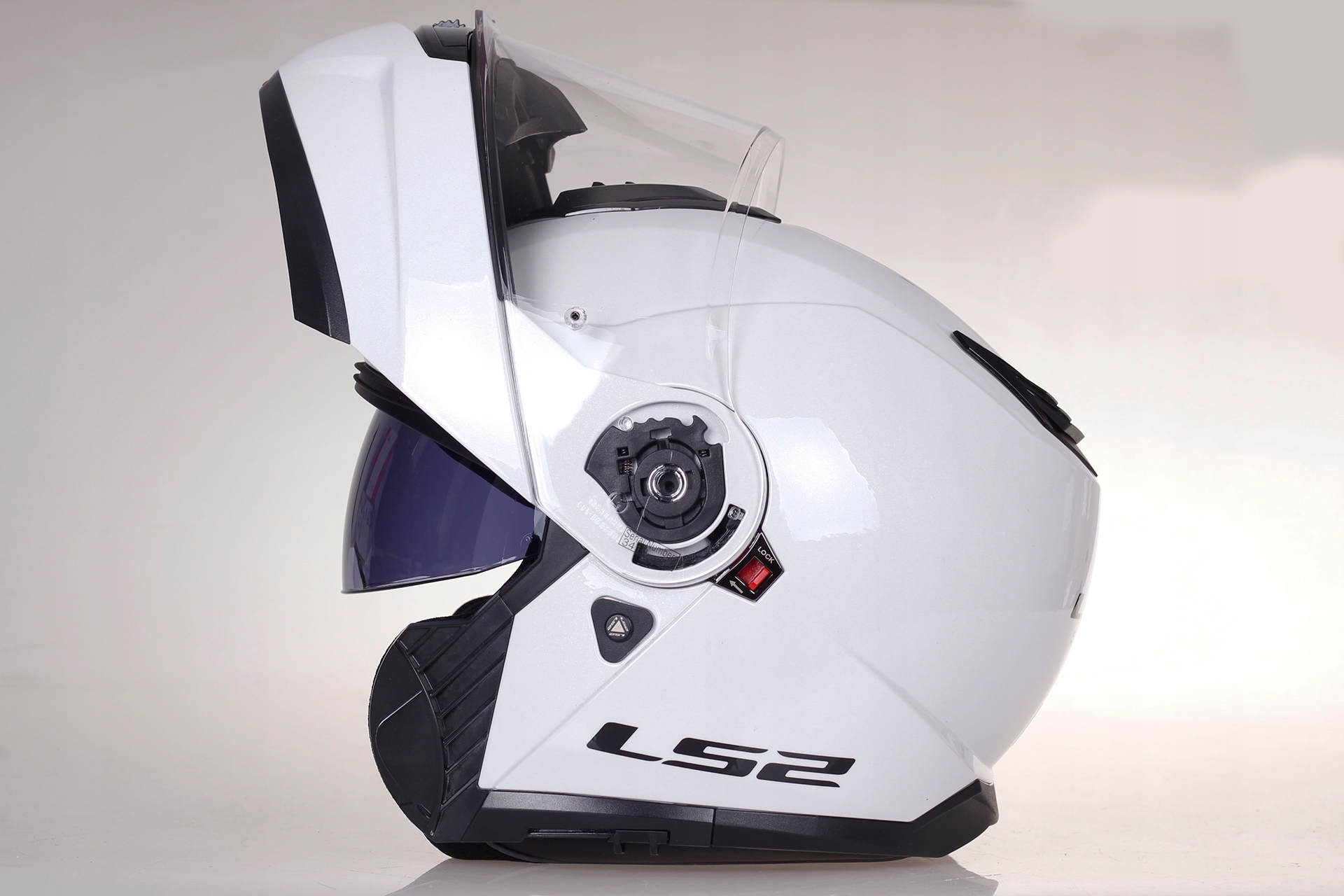 LS2 FF908 STROBE II KASK MOTOCYKLOWY ECE22.06 P/J Homologacja europejska ECE R22-06