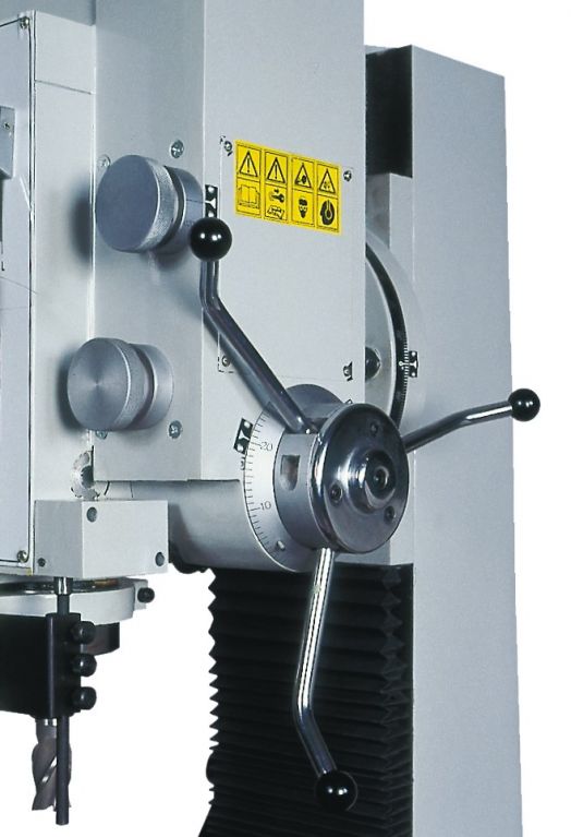 WIERTARKA STOLOWA 1500W FREZARKA Z AUTOPOSUWEM Weight with packaging 345 kg