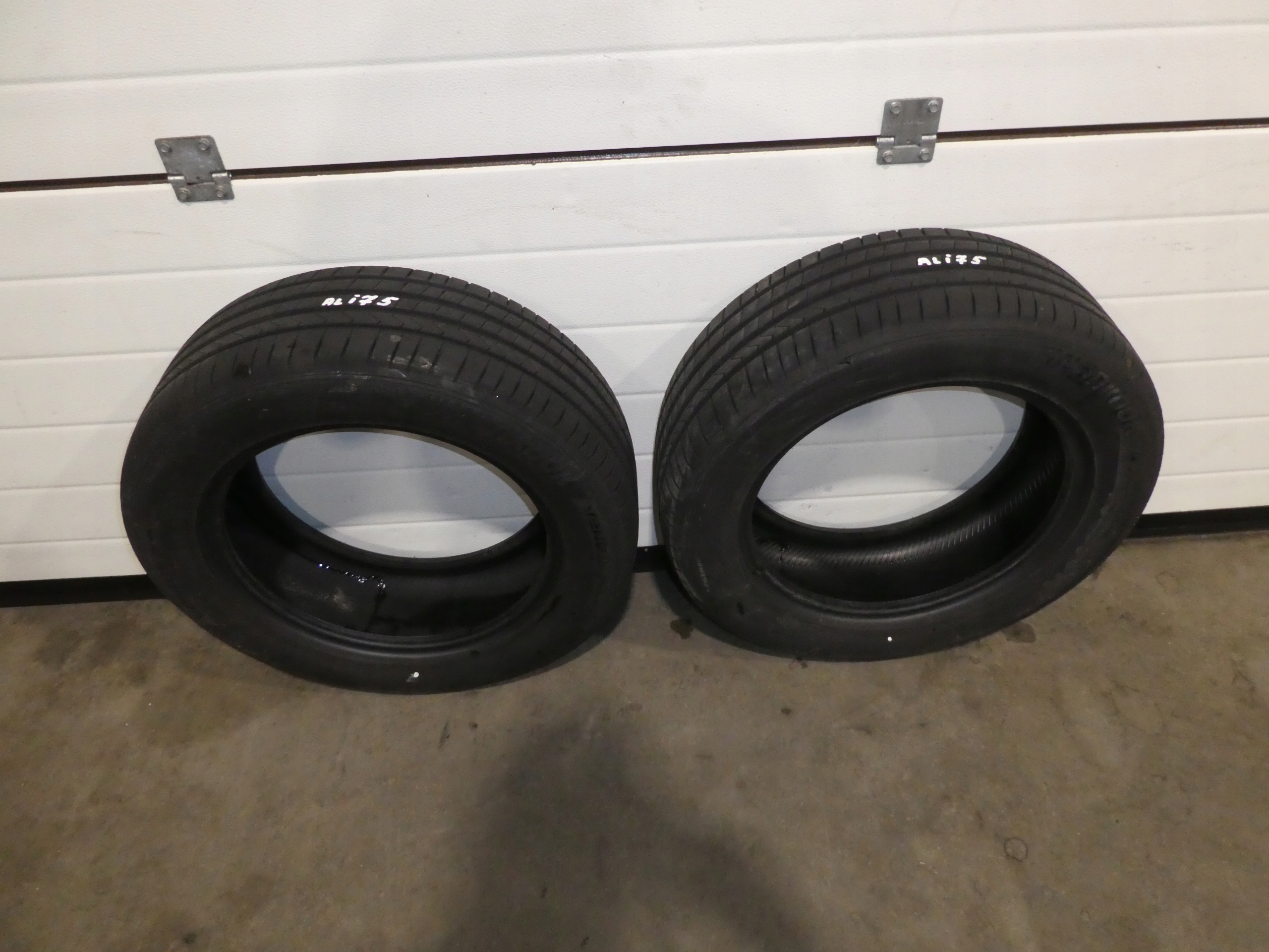 2X tyres HANKOOK VENTUS PRIME 4 235/55/17 2022R