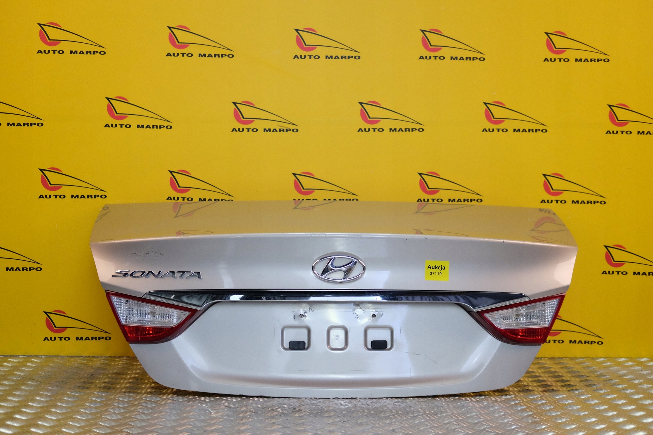 HYUNDAI SONATA 2011-2014 KLAPA BAGAŻNIKA TYŁ TYLNA Producent części Hyundai OE