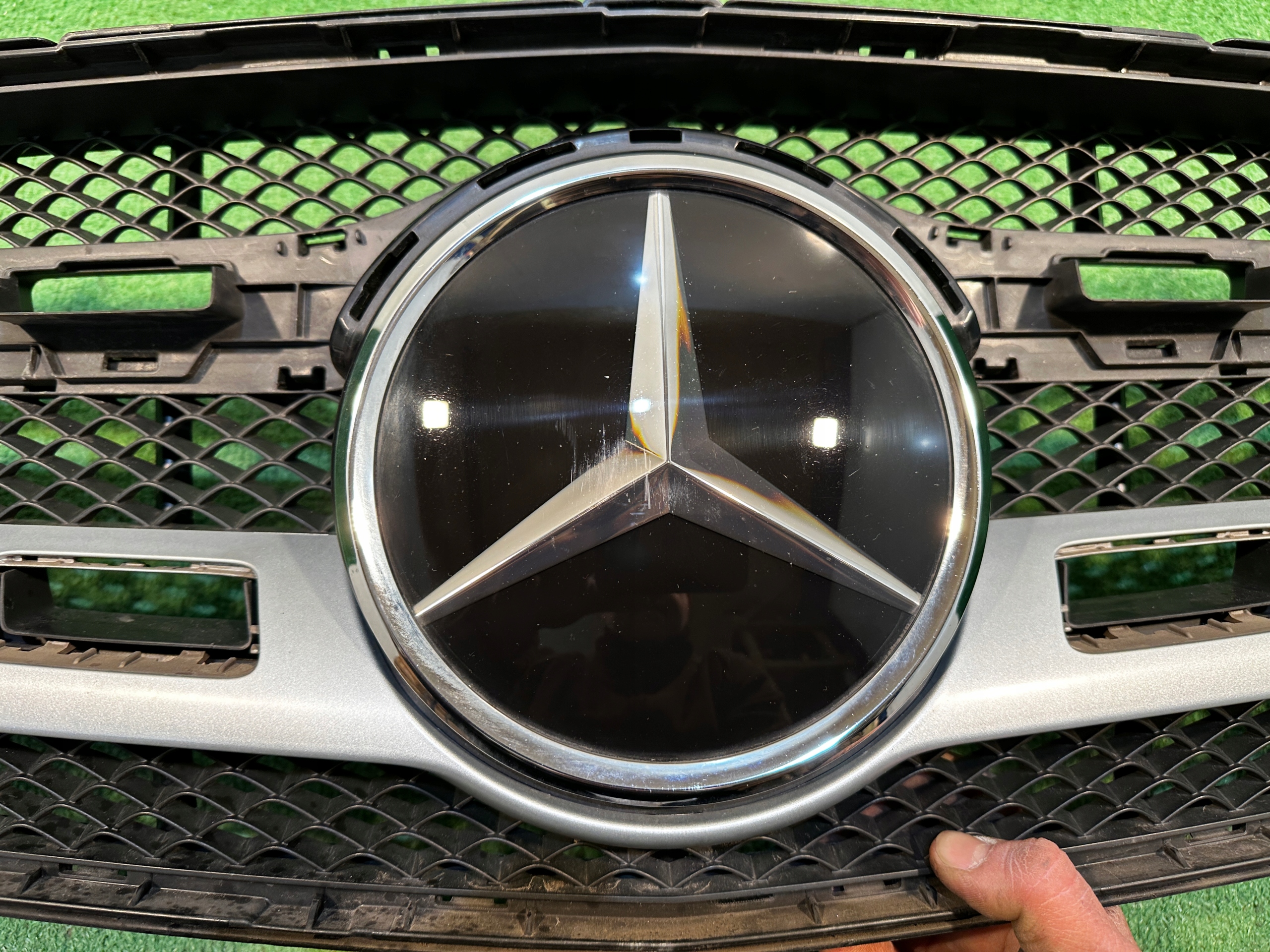 Mercedes-Benz GLA W156 Kühlergrill FRONTGRILL Kühlergitter - Thumbnail 5