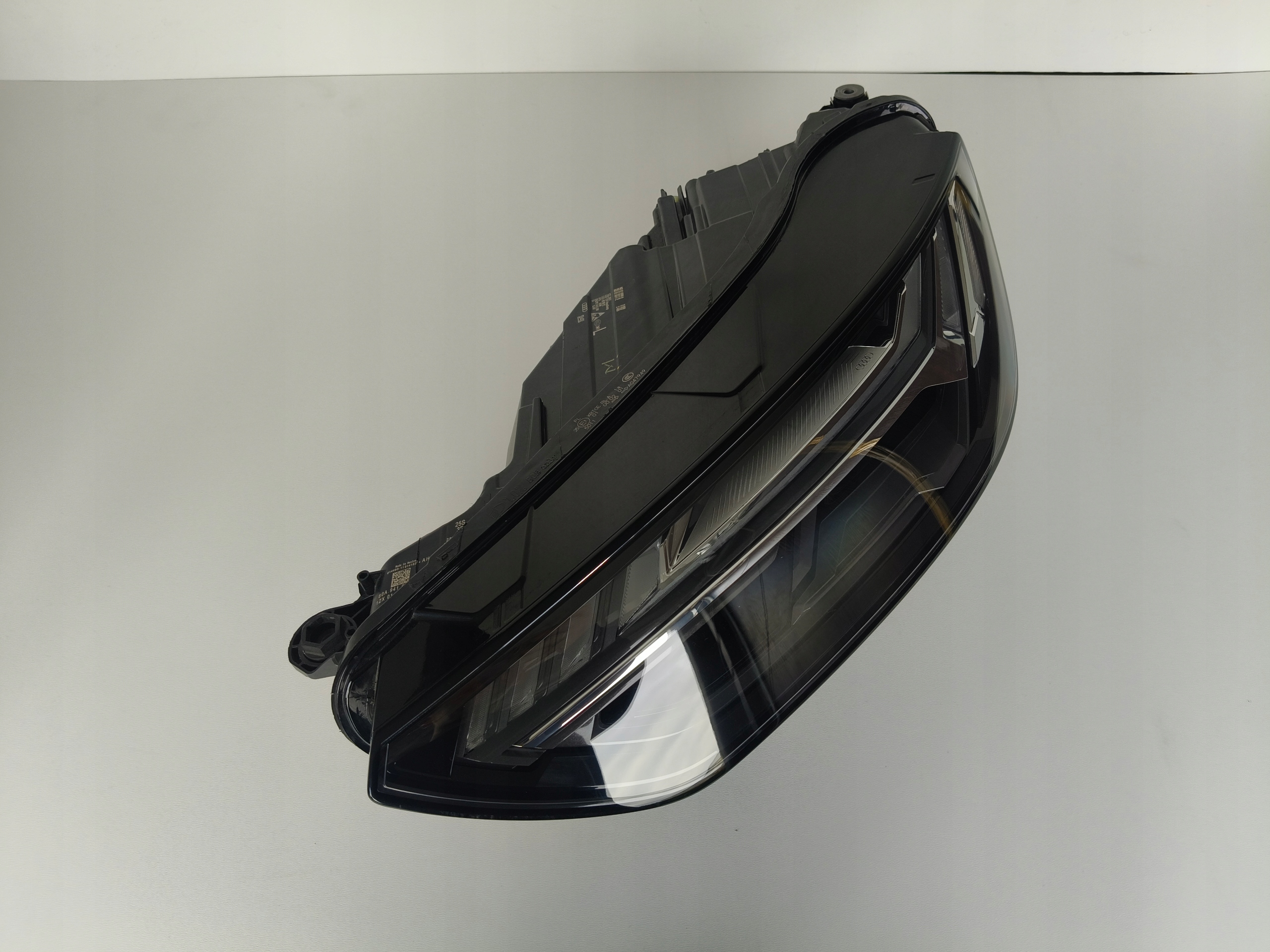 light left REFLEKTOR AUDI Q5 II 80A 20- LIFT FULL LED MATRIX