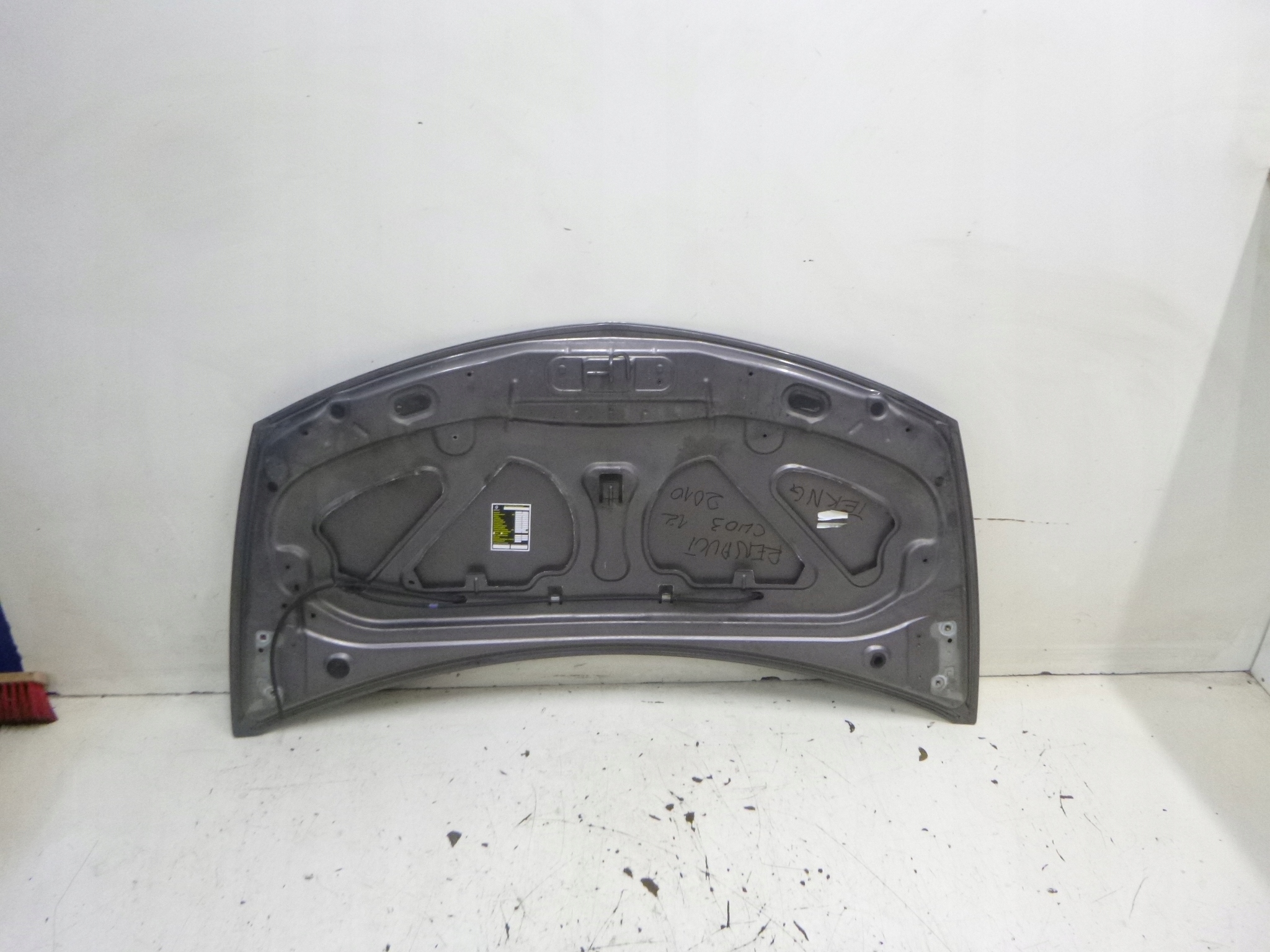 bonnet Renault Clio III TEKNG 3d 2010r.