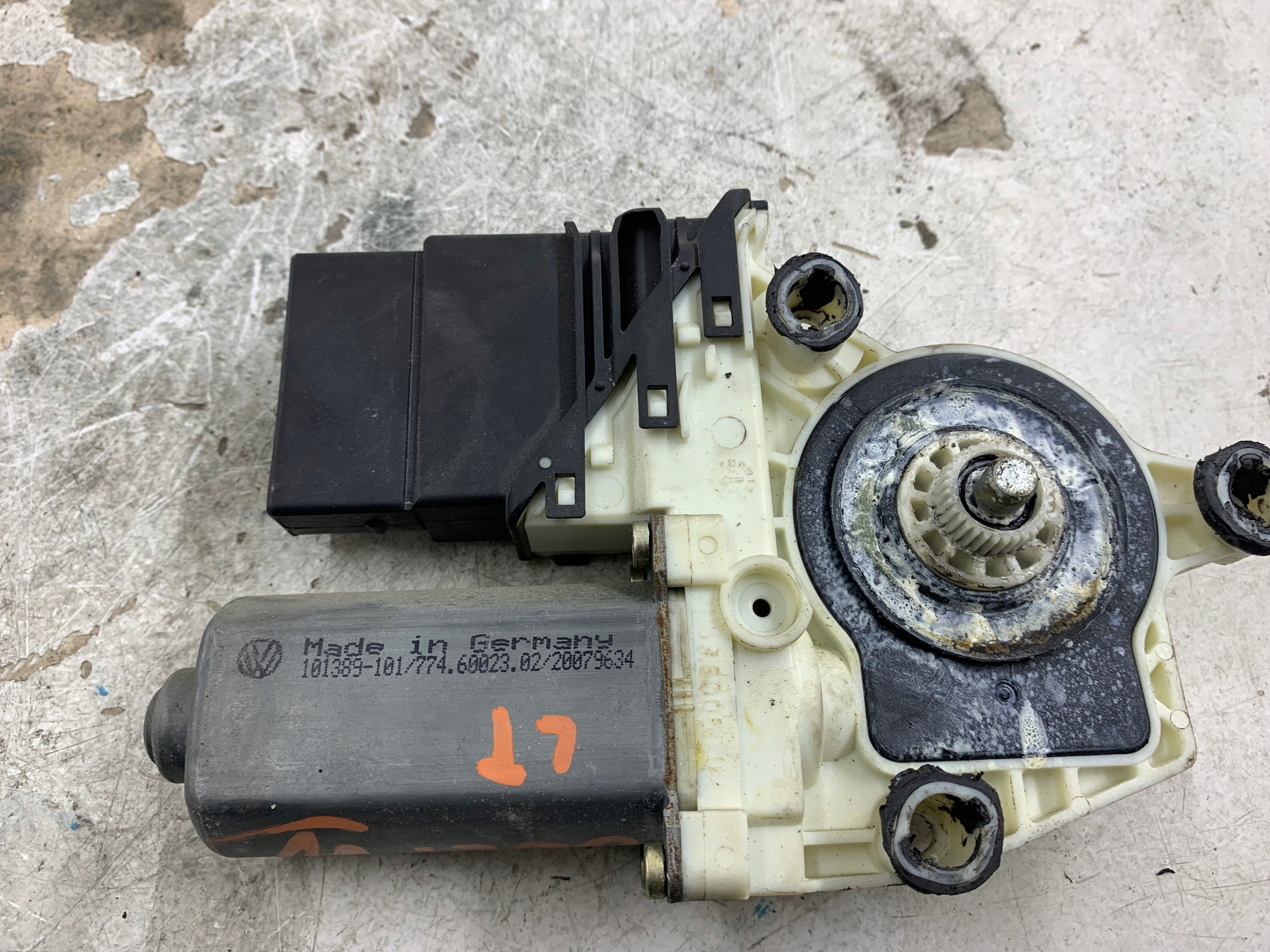 VW GOLF IV mini motor windows left rear part 1J4959811C