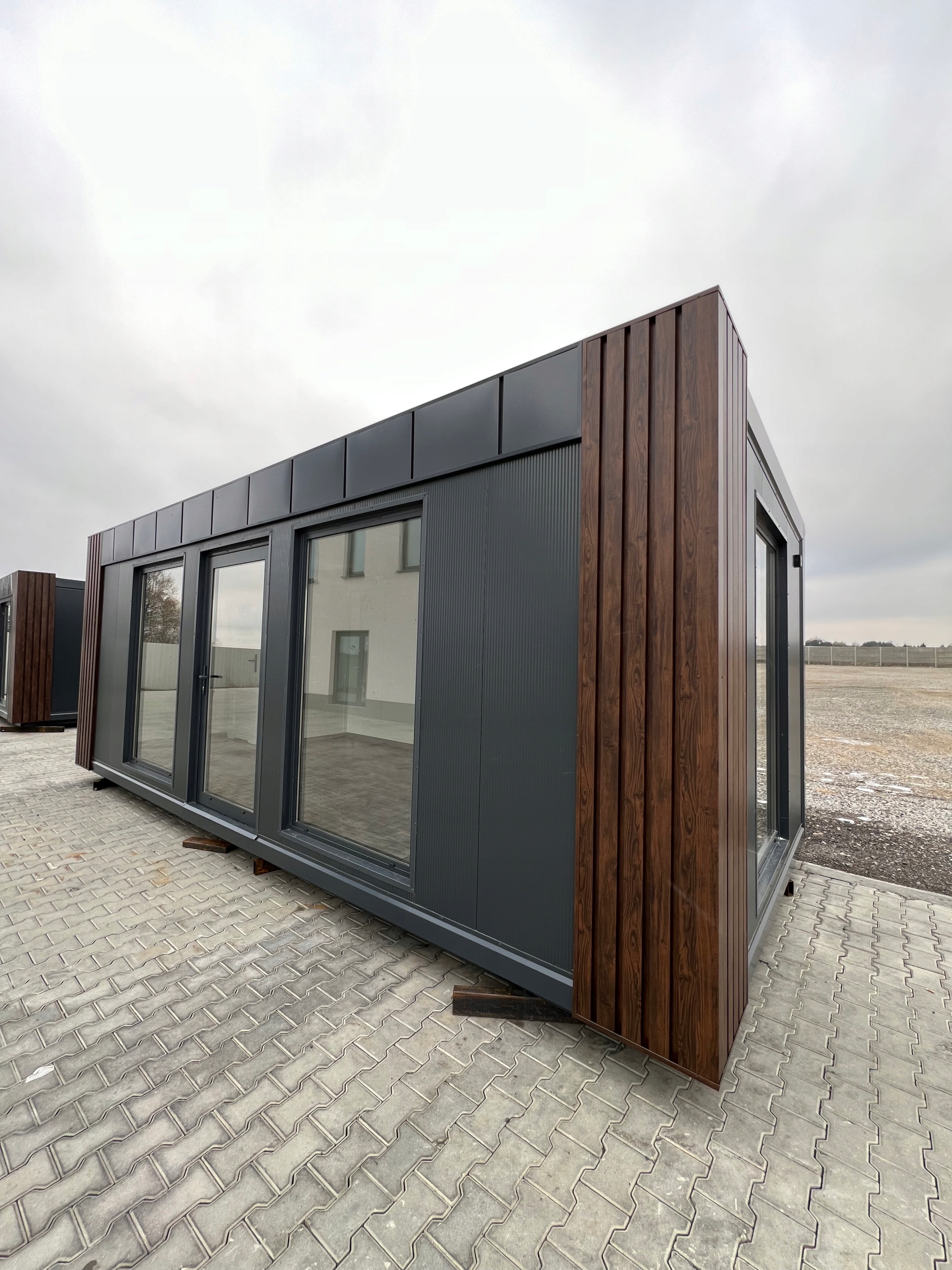 Kontener handlowy pawilon biurowy usługowy 7x3 Marka inny