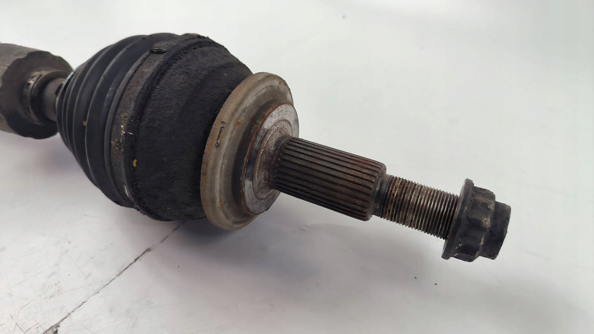semi-axis left front 2.2 D-4D TOYOTA RAV-4 III