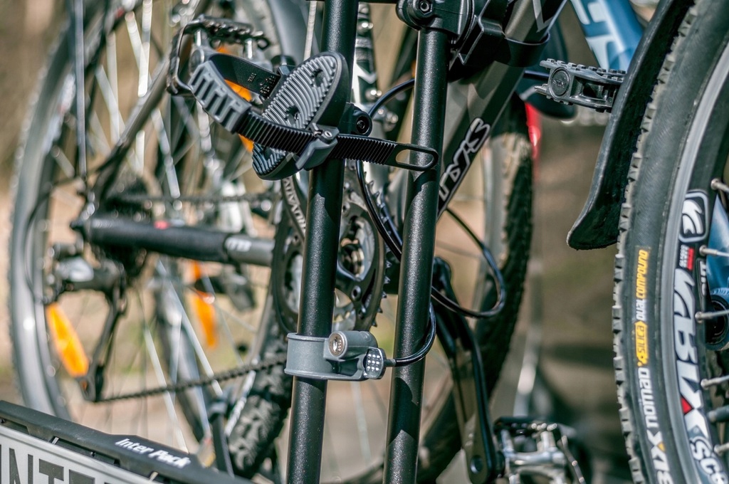 BAGAZNIK ROWEROWY NA 4 ROWERY INTER PACK SPIDER 4 Weight with packaging 25 kg