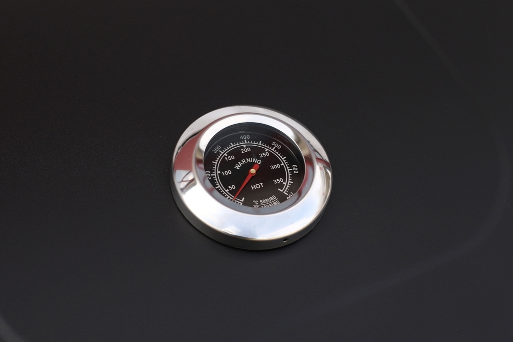 DUŻY GRILL WĘGLOWY OGRODOWY NA KÓŁKACH Z POKRYWĄ RUSZT Głębokość grilla 65 cm