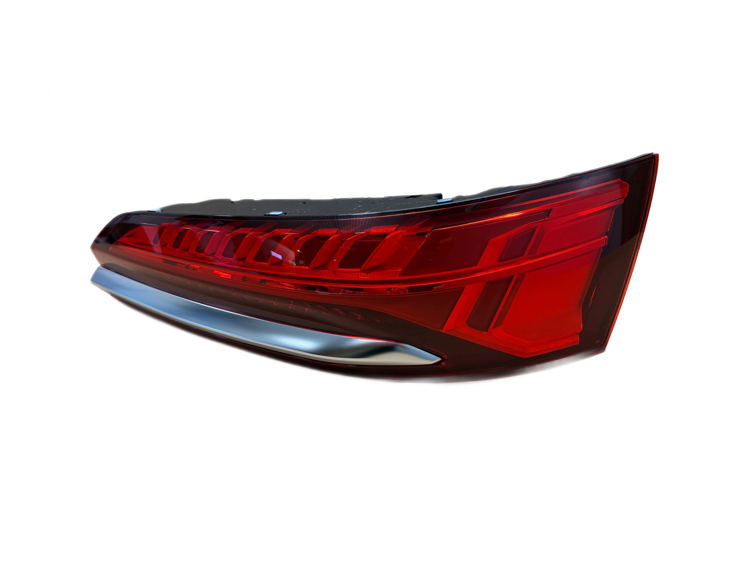 AUDI Q7 4M LIFT light right rear part 4M0945076B