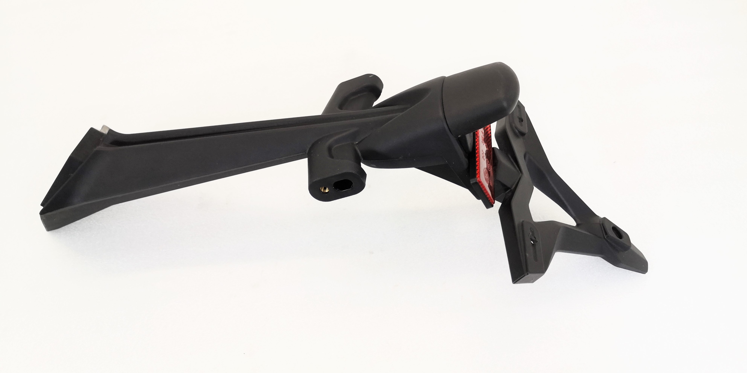 STREET TRIPLE 765 крепление доски Кира T2308676