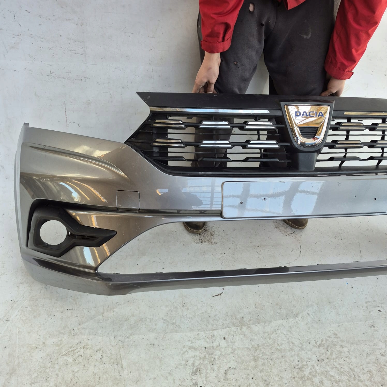 DACIA SANDERO III 20- bumper front front grid 620228531R