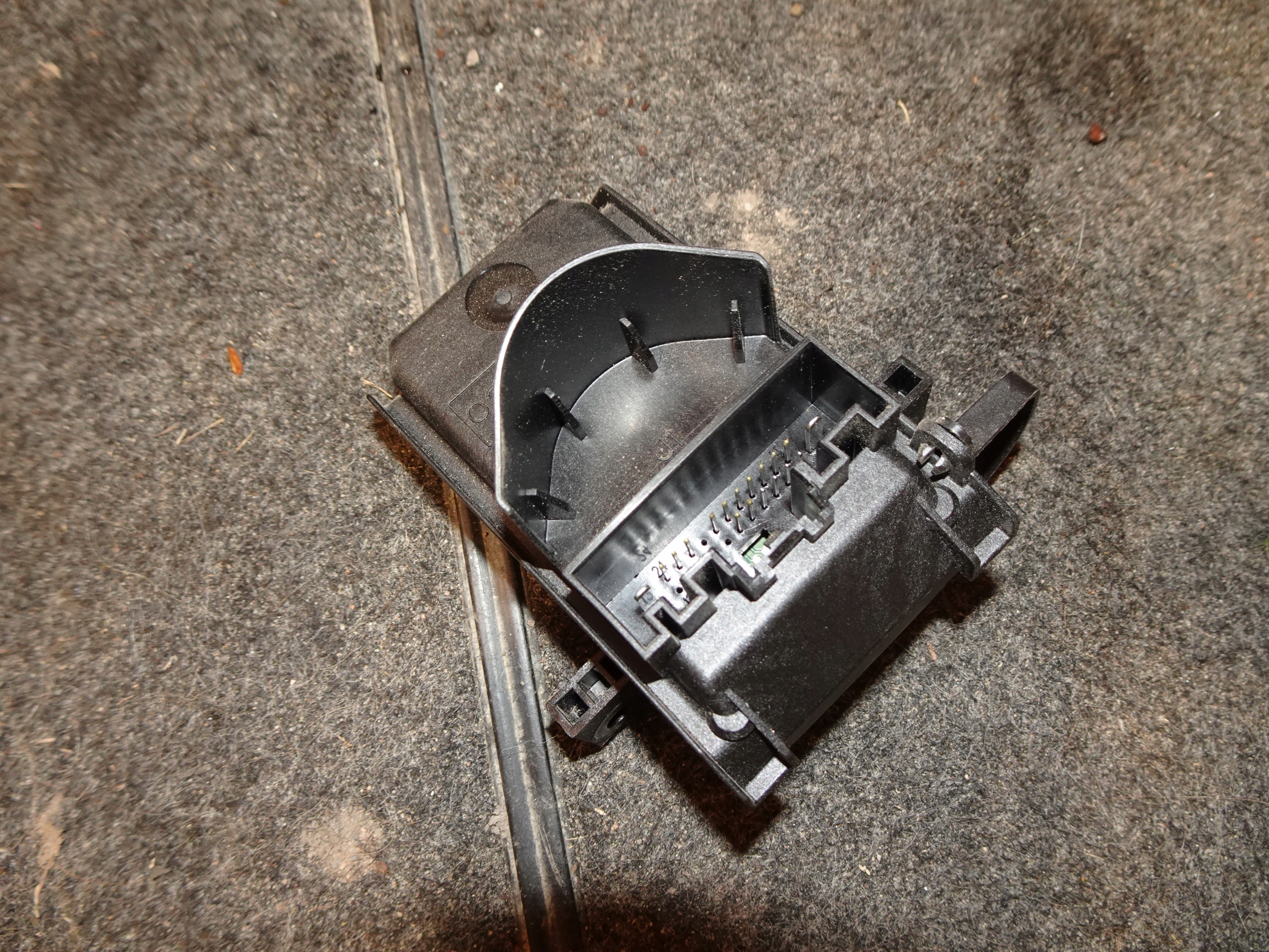 Ford Fiesta MK8 РОЗ'ЄМ OBD K1BT14F642AB