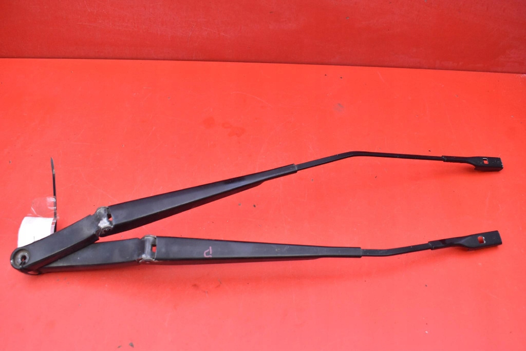 wiper arm front EU 5E1955410 5E1955409 SKODA OCTAVIA 3 III