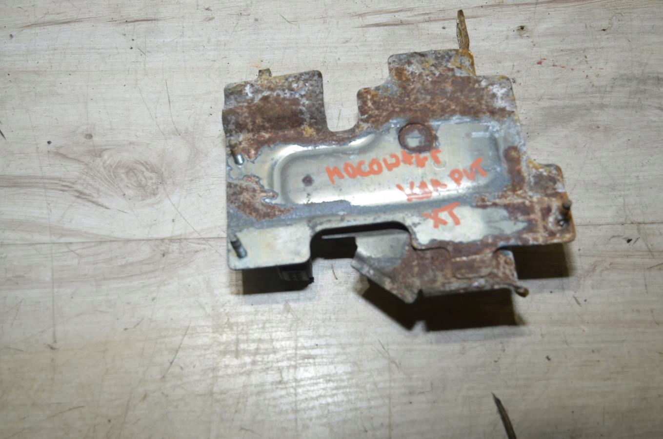 Support plaque komputera Nissan X-Trail t31
