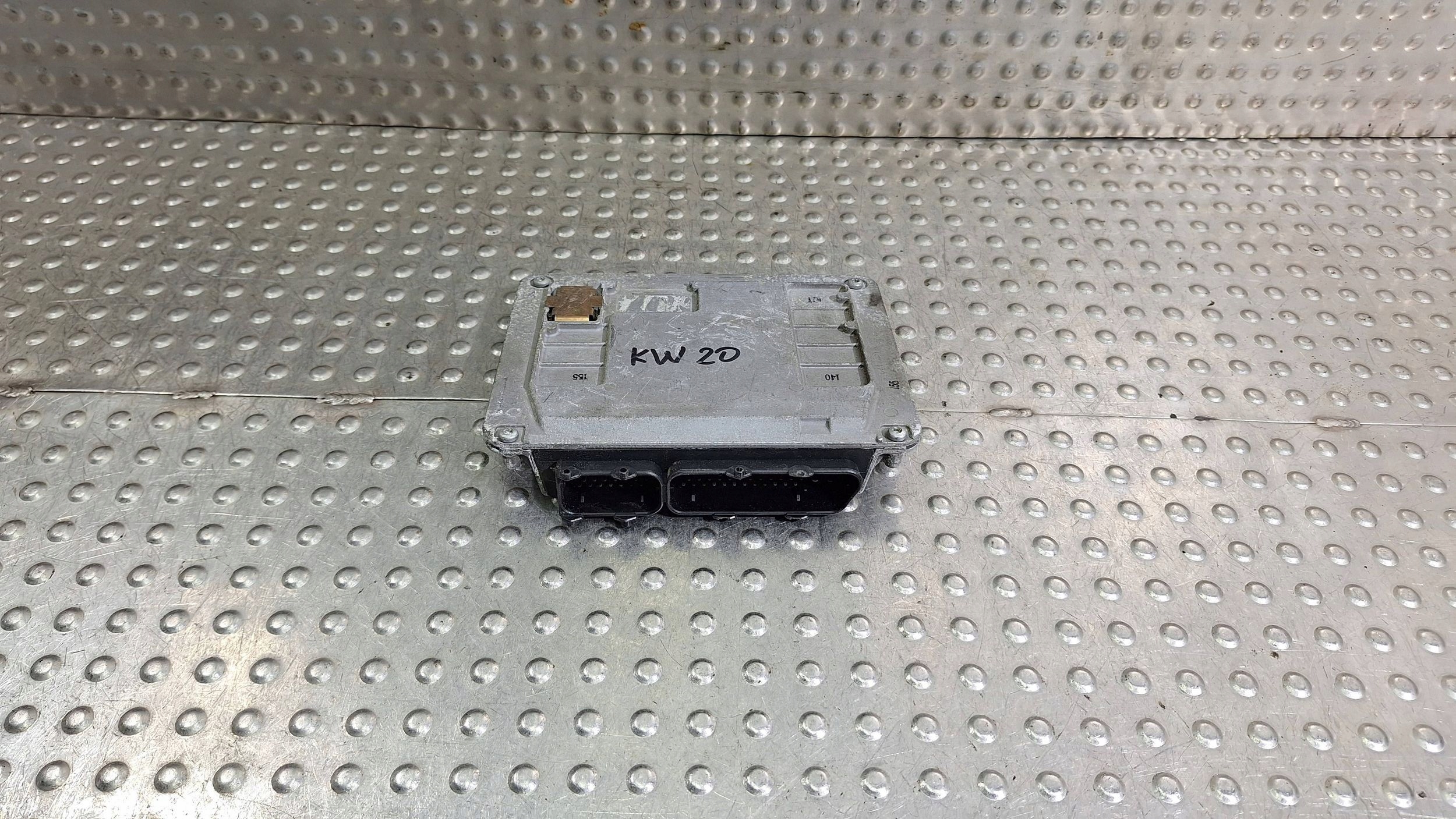 computer control unit of the engine 03E906023AM 5WP4087605 SEAT IBIZA IV 1,2 12V