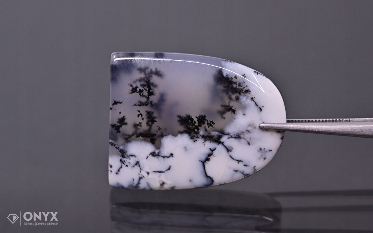 Dendritový achát z Turecka kabošon nepravidelný 31x