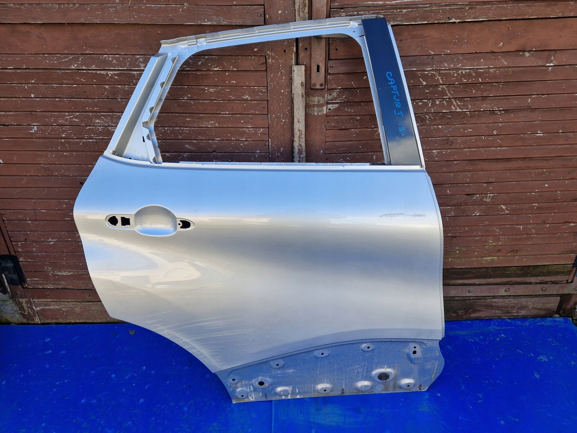 door right rear. RENAULT CAPTUR and 2013R->