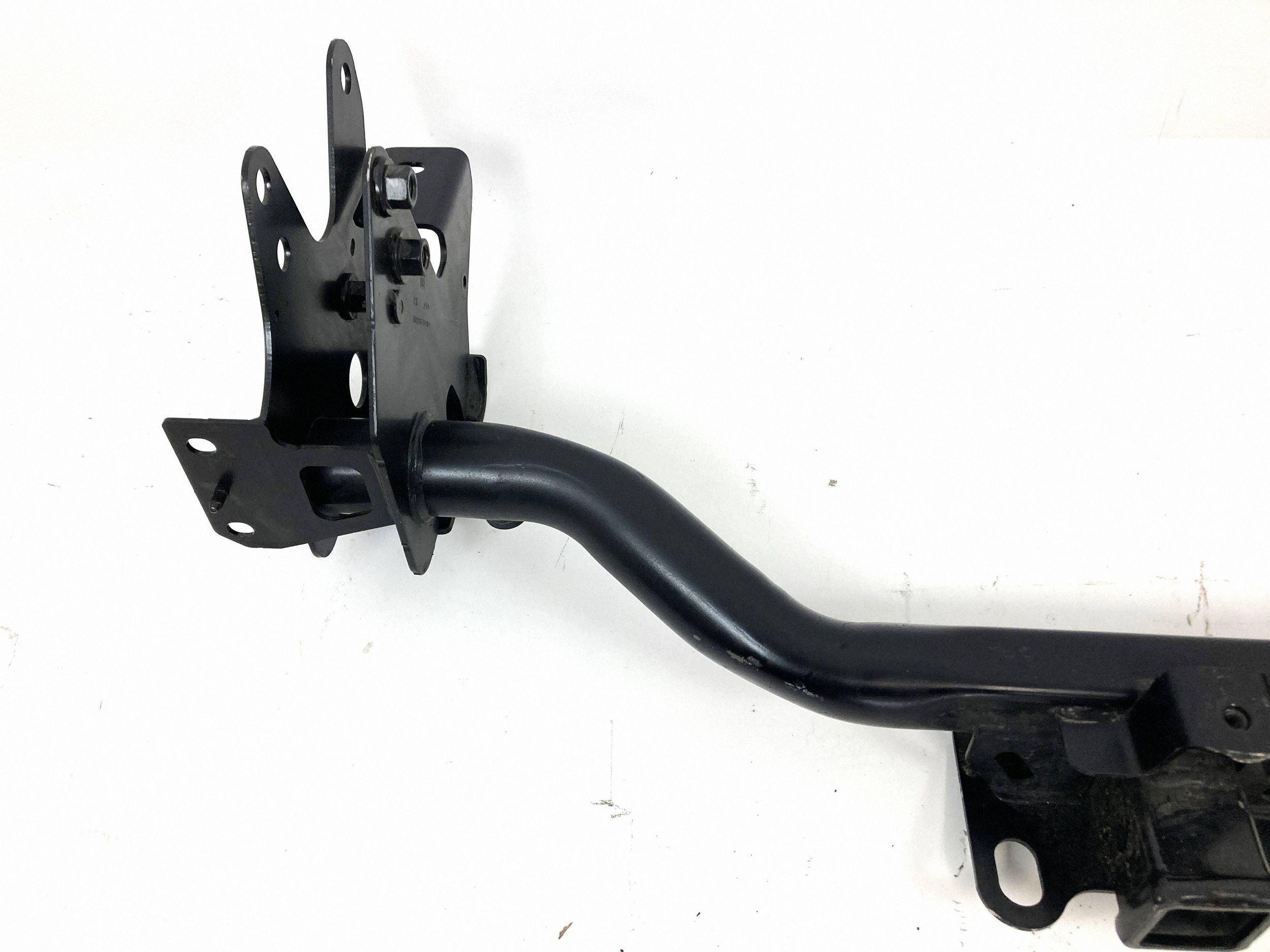 Support plaque haka holowniczego RAM 1500 TRX 2021-2024