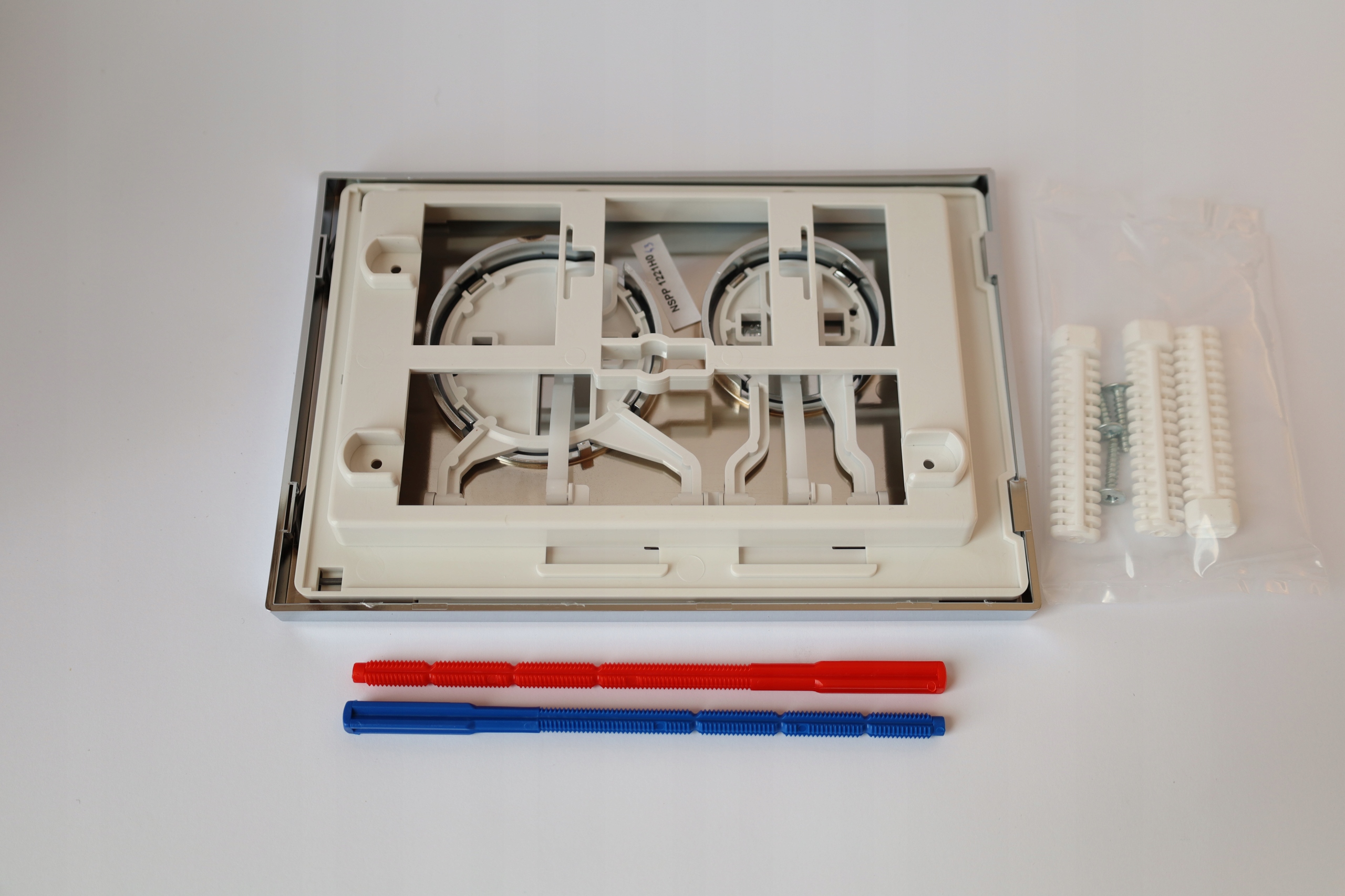 PRZYCISK do WC CHROMOWANY KKPOL OKRĄGŁE PRZYCISK EAN (GTIN) 5906190450586